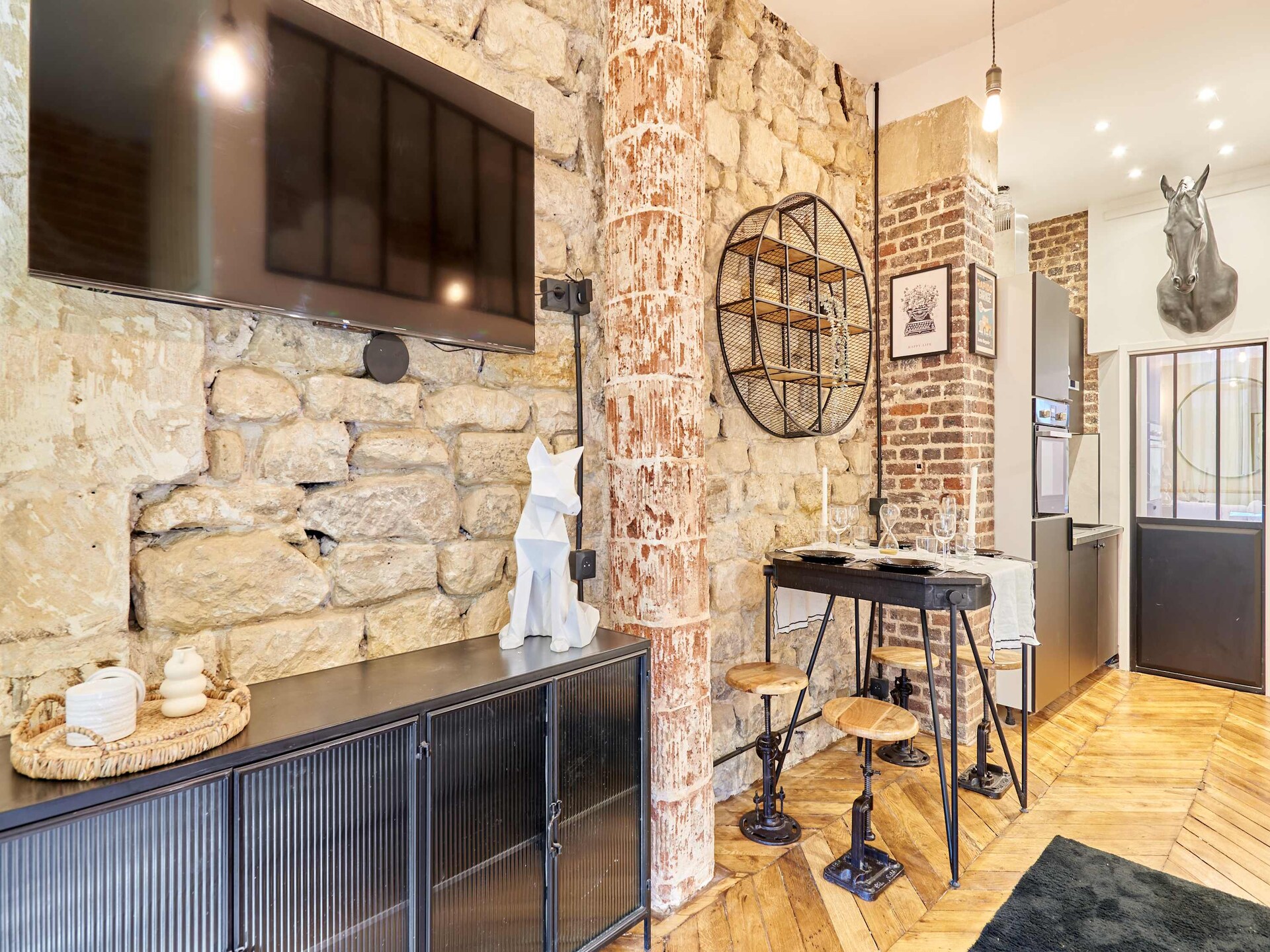 Licht appartement met mezzanine in Parijs' 20e arrondissement - foto 4