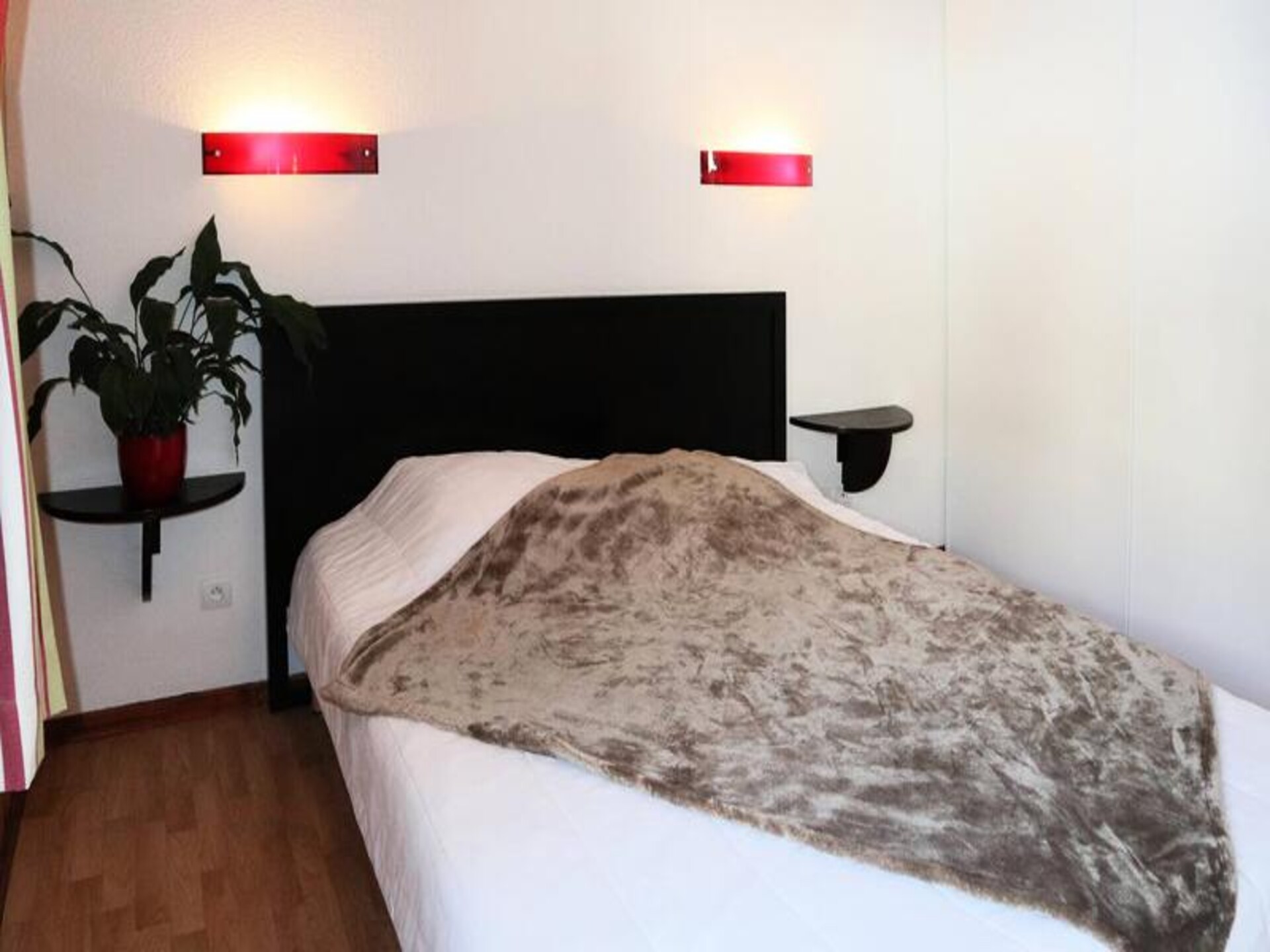 Appartement aan de piste in Les Orres 1800 met zwembad en sauna - foto 9