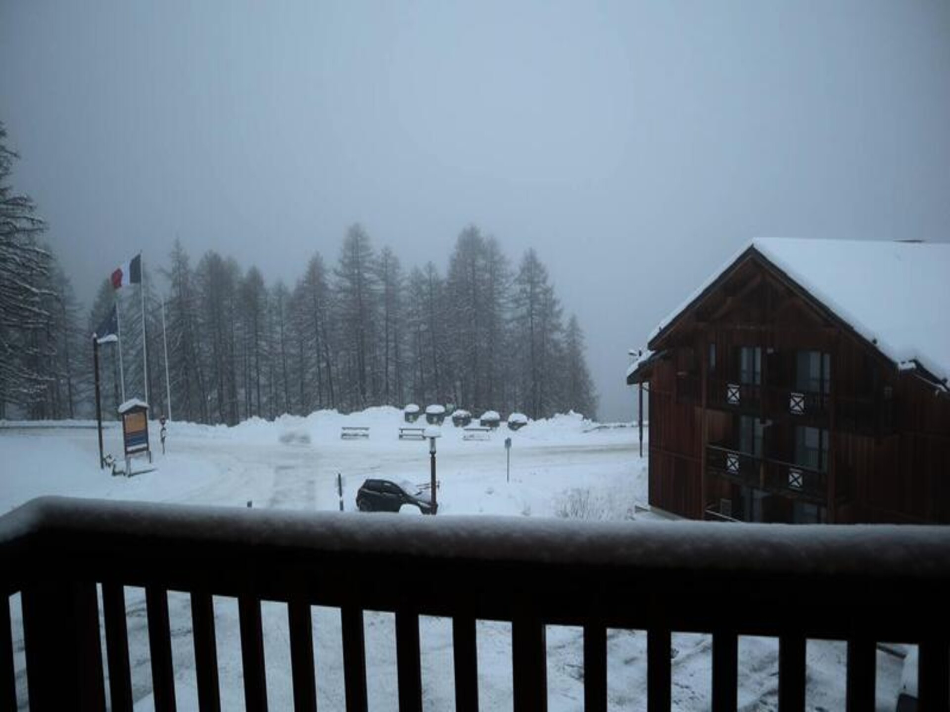 Knus appartement op de piste in Les Orres 1800 met zwembad en sauna - foto 11