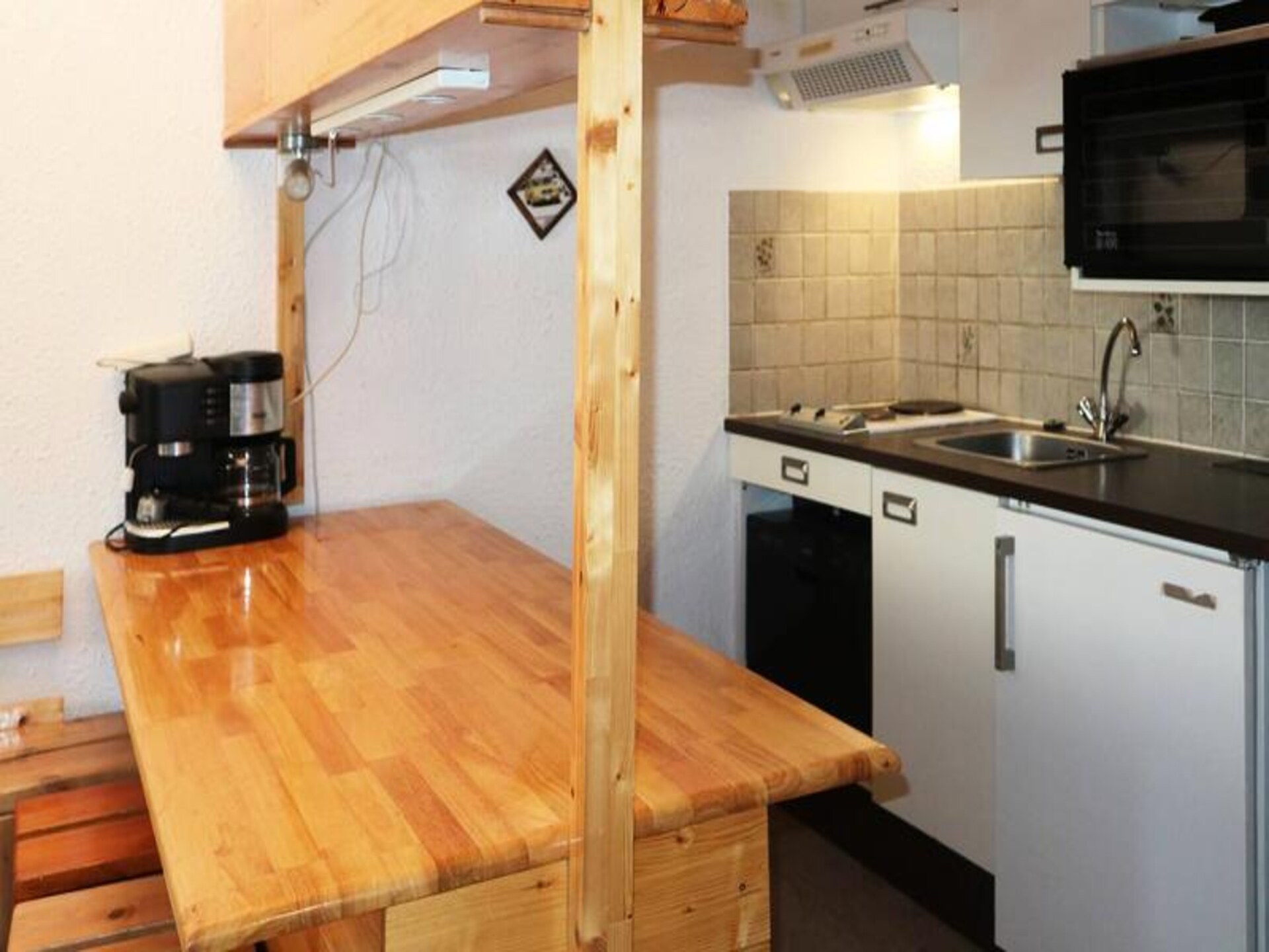 Gezellig studio-appartement op het levendige plein, direct aan de piste - foto 6
