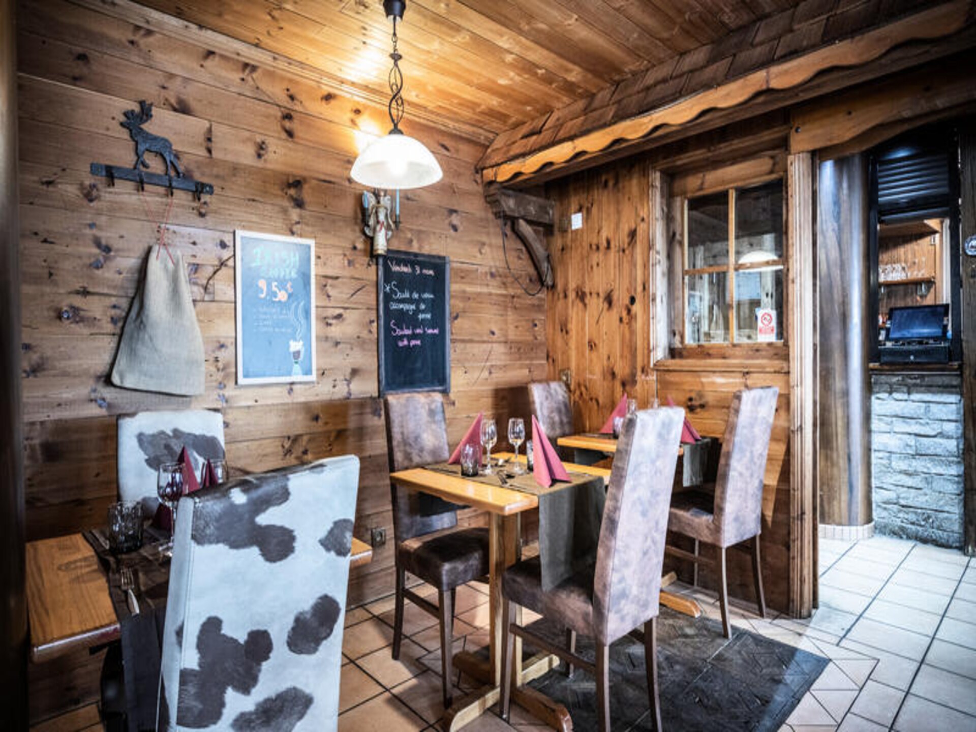 Alpine luxe voor 6 in Belle Plagne, direct aan de piste - foto 12