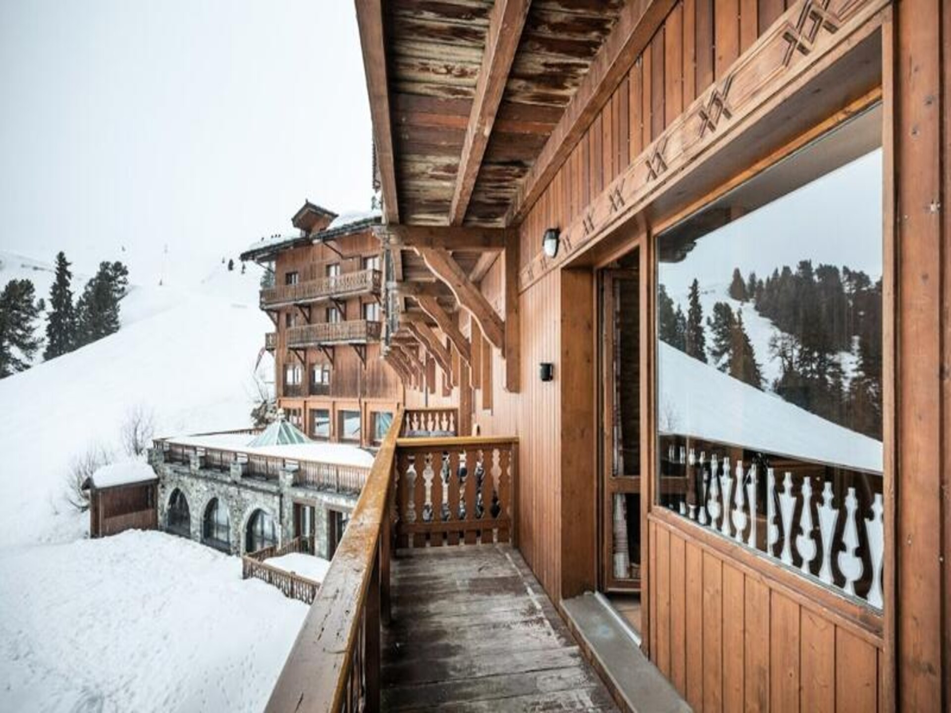 Alpine luxe voor 6 in Belle Plagne, direct aan de piste - foto 14