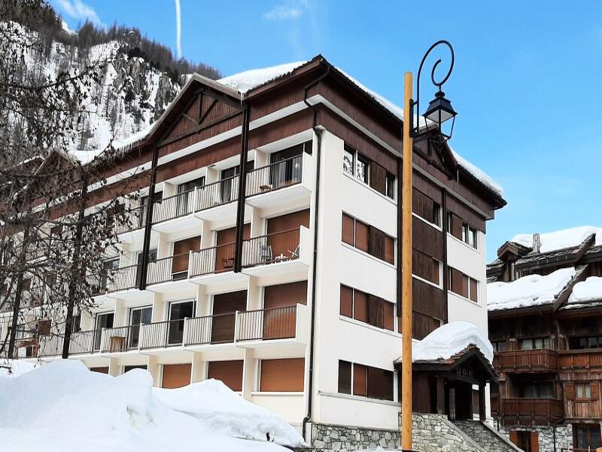 Zonnig 2-kamerappartement op 300m van de piste in Val d'Isère - foto 3