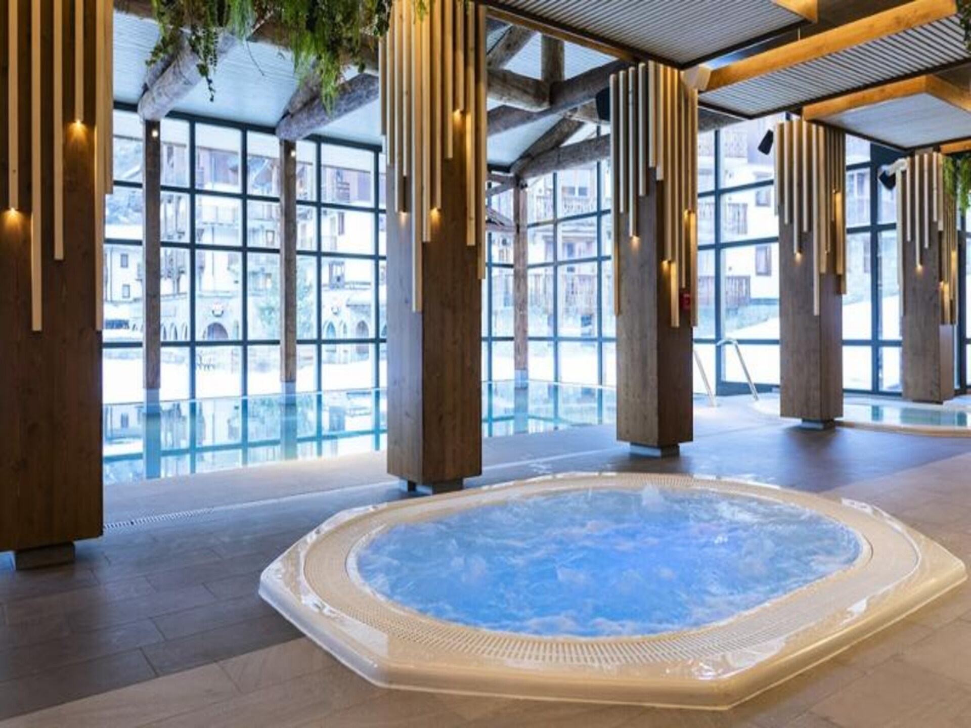 Luxe 10-persoons appartement met wellness & uitzicht op de Alpen - foto 10