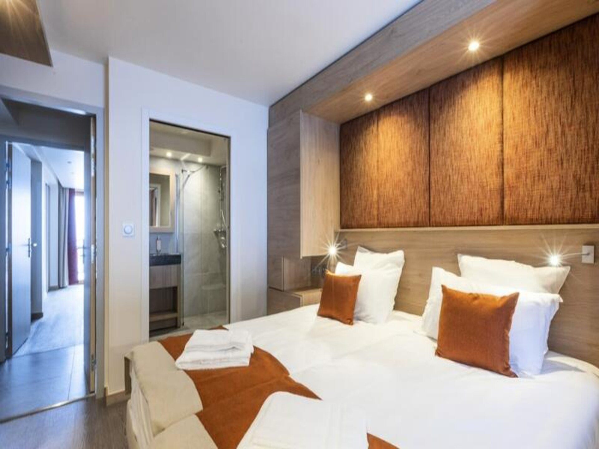 Luxe 10-persoons appartement met wellness & uitzicht op de Alpen - foto 21