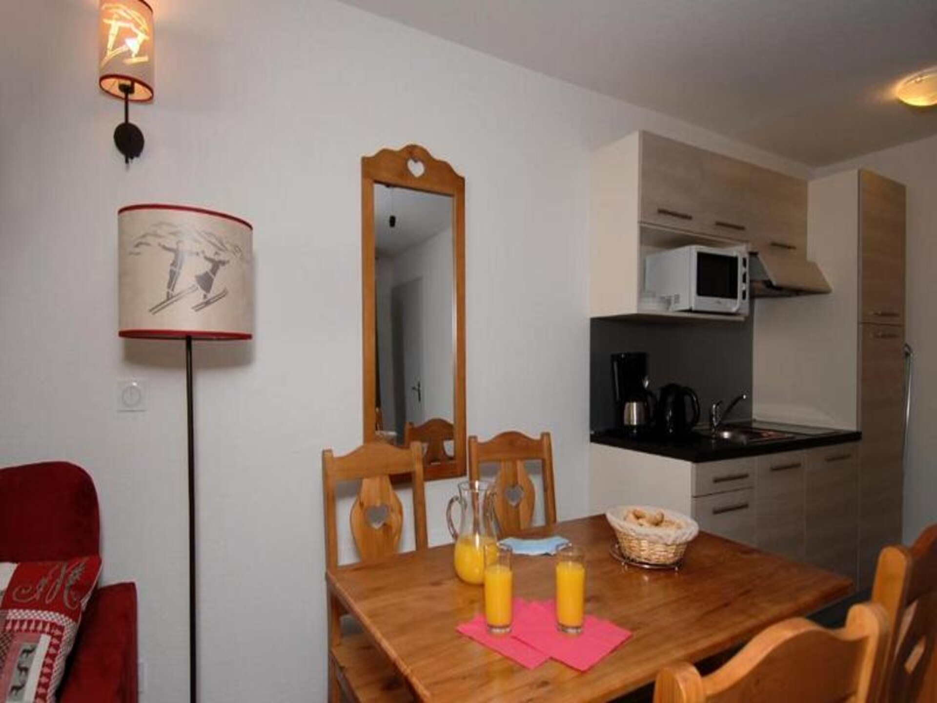 Appartement in Vars met uitzicht op de piste en zwembad - foto 10