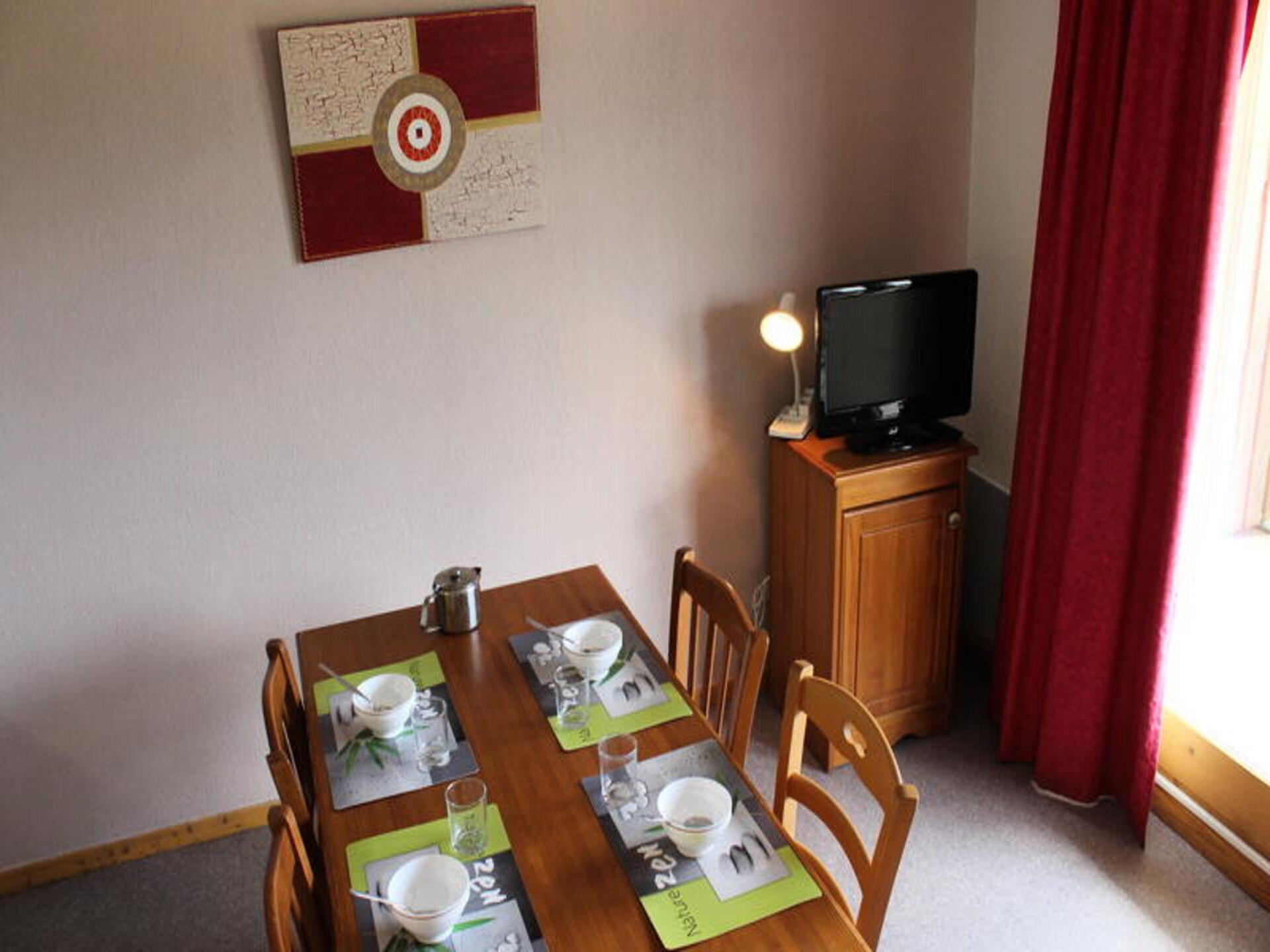 Appartement 6 pers. met balkon en uitzicht op Pic de Bure, vlakbij de piste - foto 16