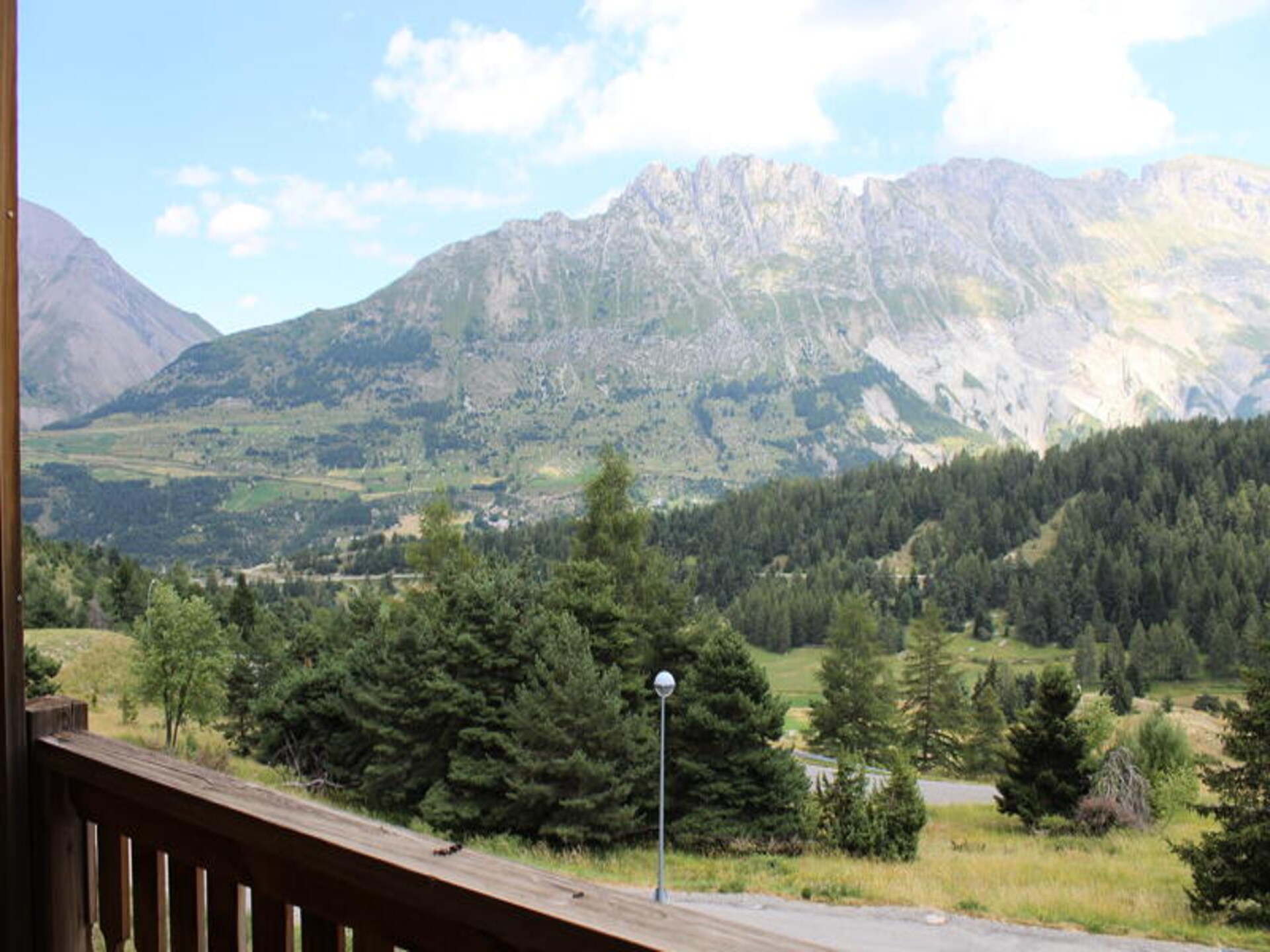 Appartement 6 pers. met balkon en uitzicht op Pic de Bure, vlakbij de piste - foto 26