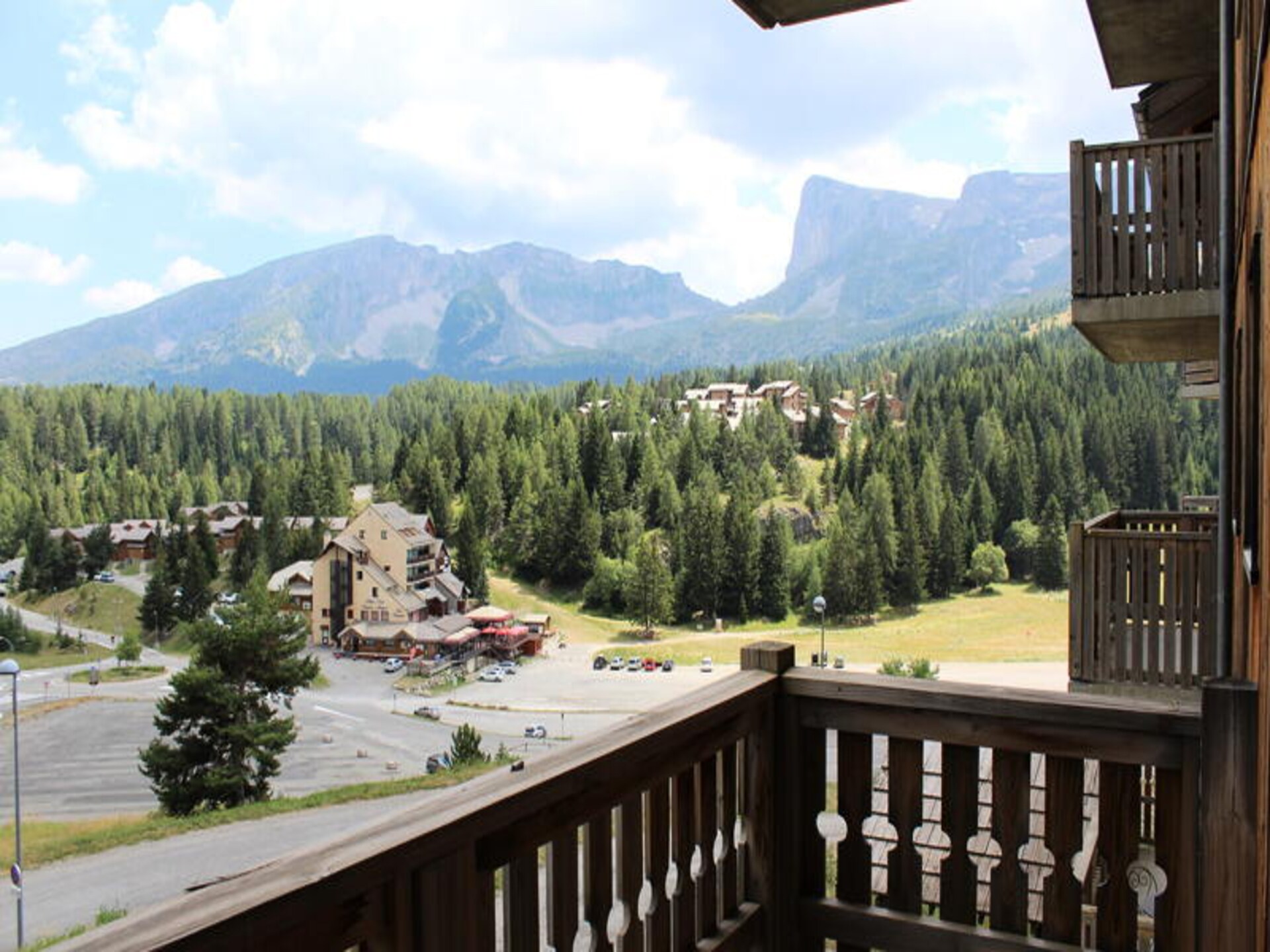Appartement 6 pers. met balkon en uitzicht op Pic de Bure, vlakbij de piste - foto 28