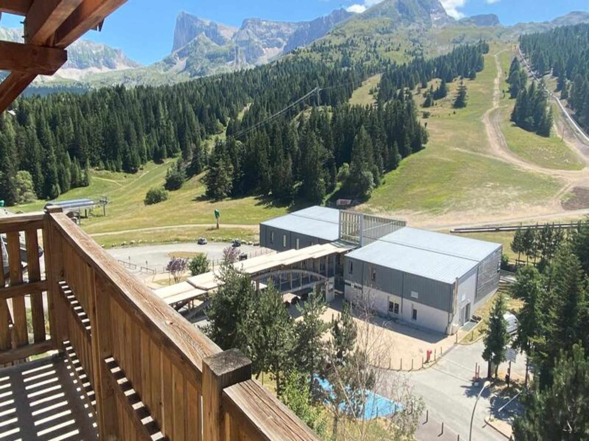 Ruim appartement op 50m van de piste met uitzicht op Pic de Bure - foto 25