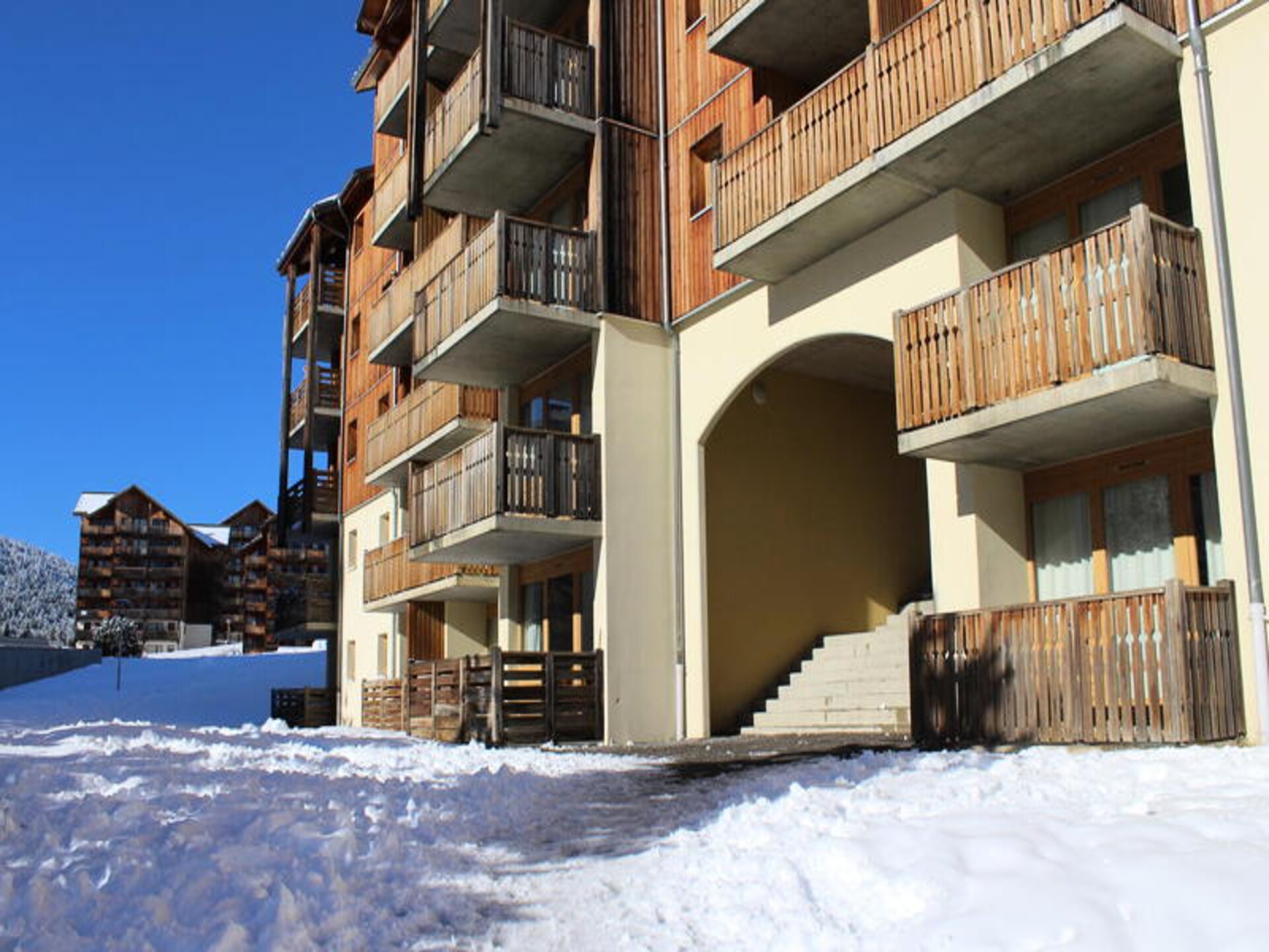 Appartement 6p met balkon op 100m van de piste in Superdévoluy - foto 7