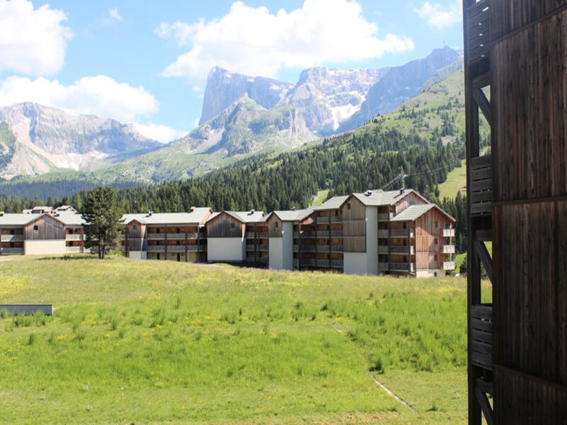 Appartement 6p met balkon op 100m van de piste in Superdévoluy - foto 13