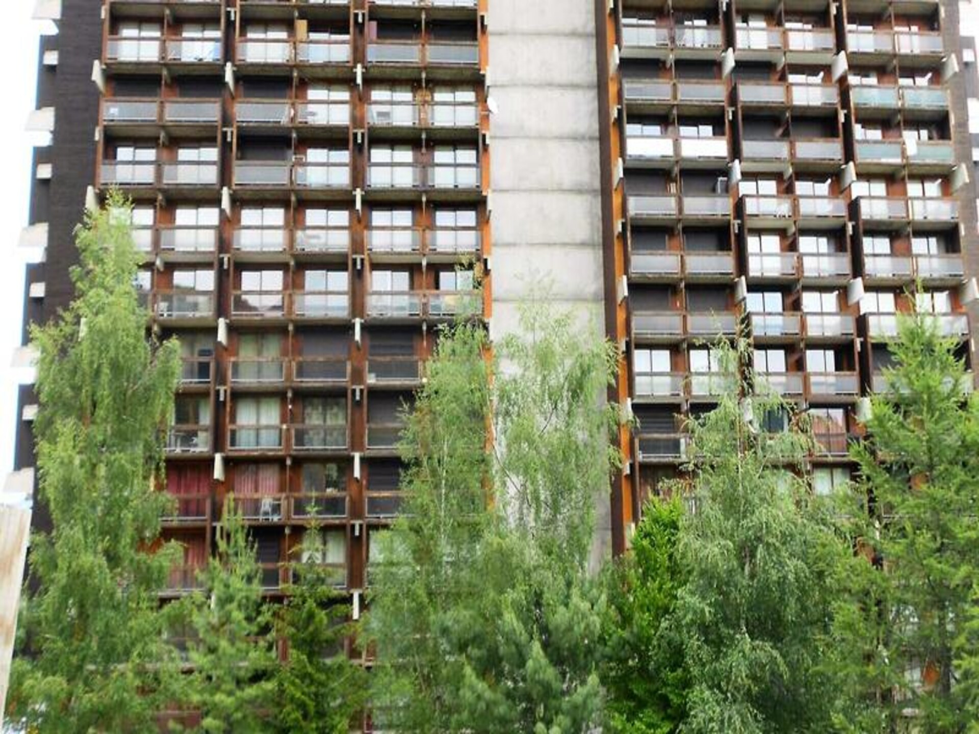 Knus appartement met balkon en uitzicht op de vallei, vlakbij de piste - foto 7