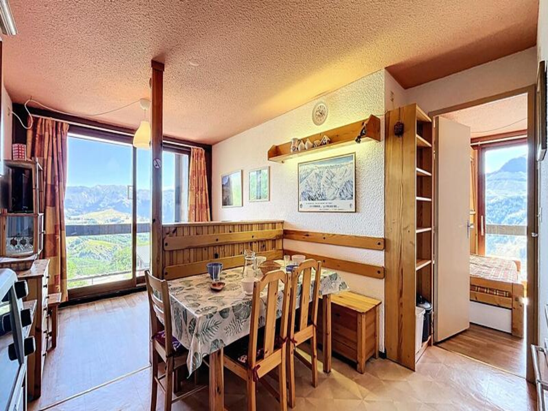 Knus appartement met balkon en uitzicht op de vallei, vlakbij de piste - foto 10