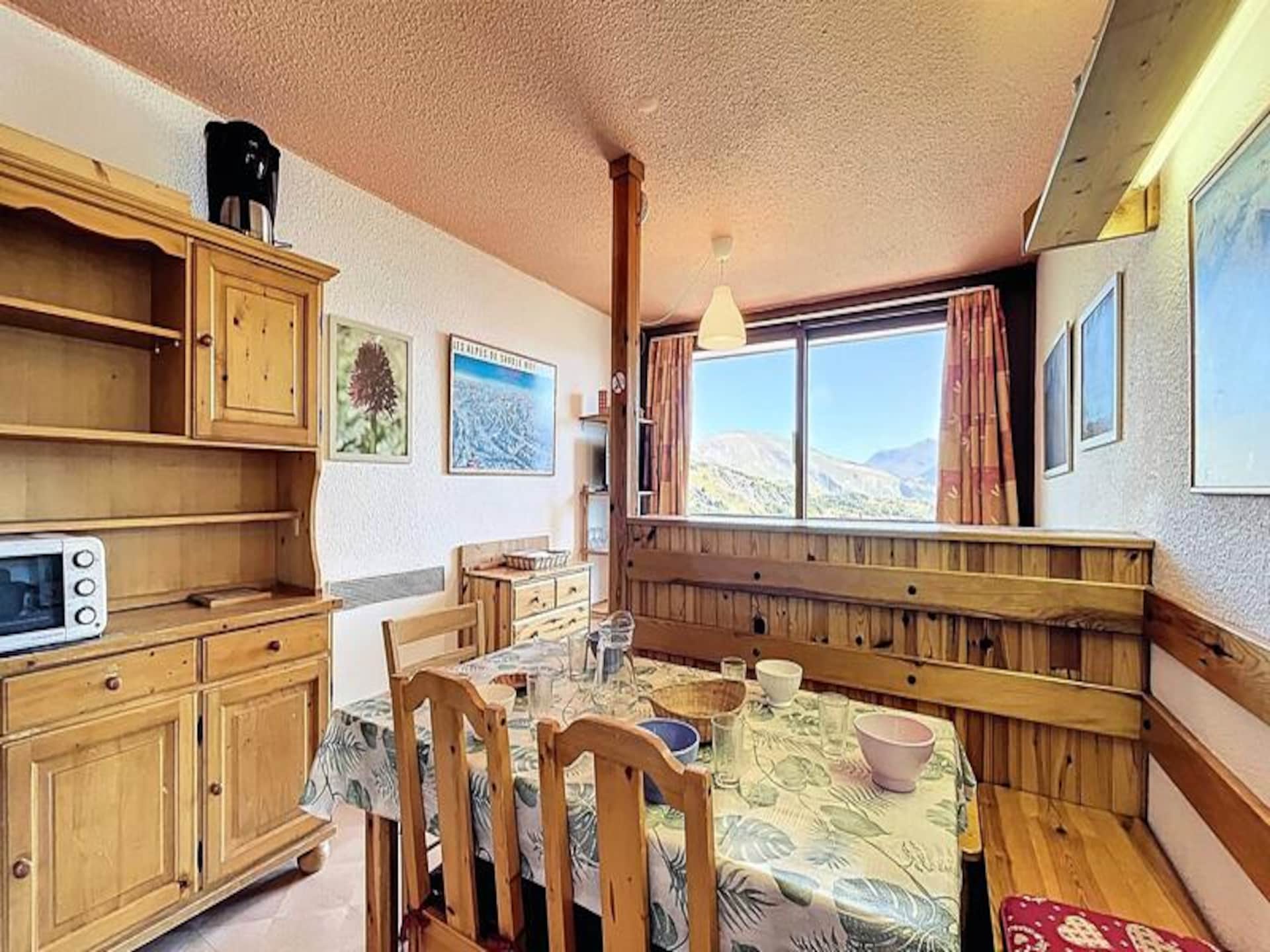 Knus appartement met balkon en uitzicht op de vallei, vlakbij de piste - foto 11