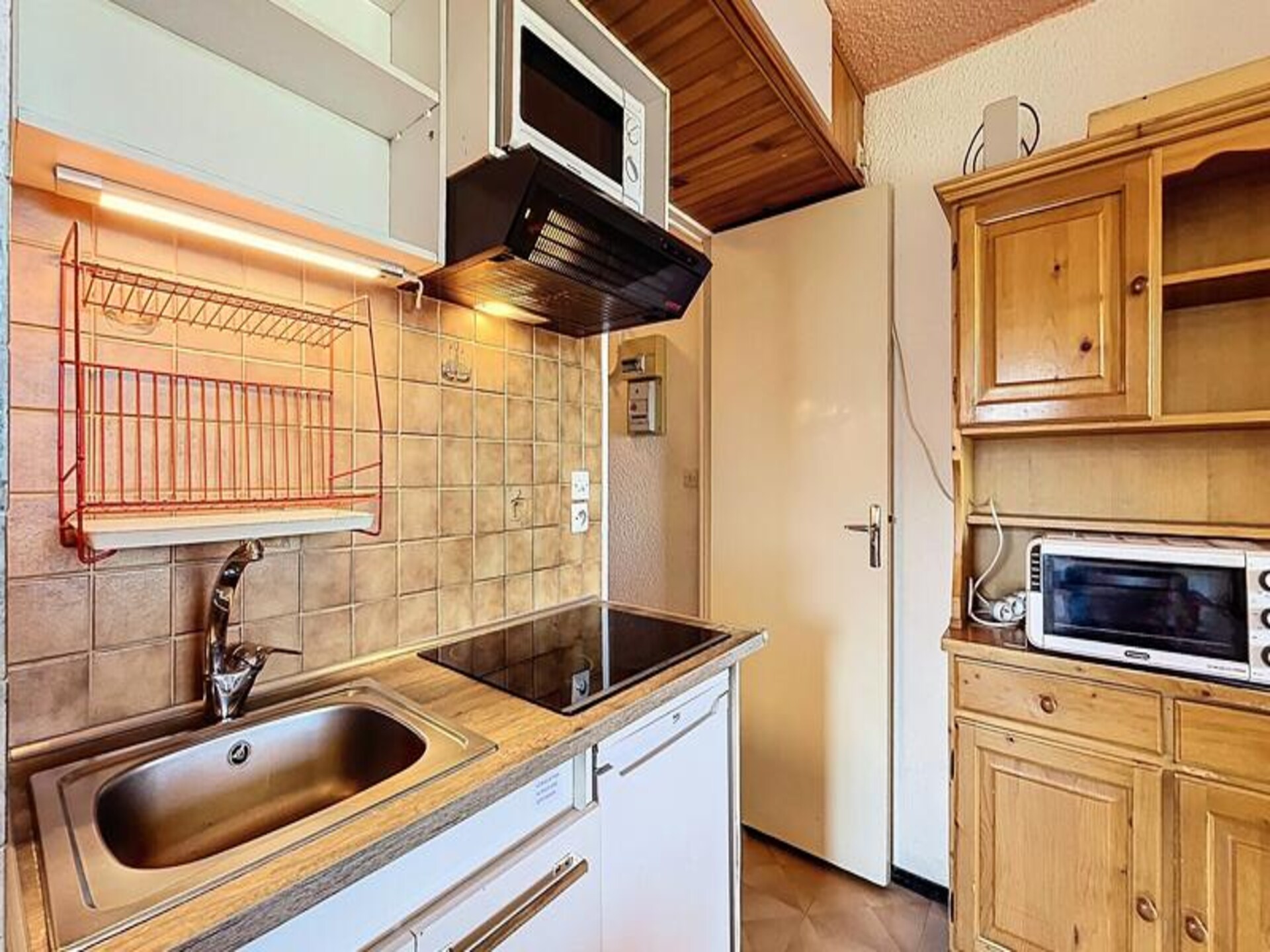 Knus appartement met balkon en uitzicht op de vallei, vlakbij de piste - foto 12