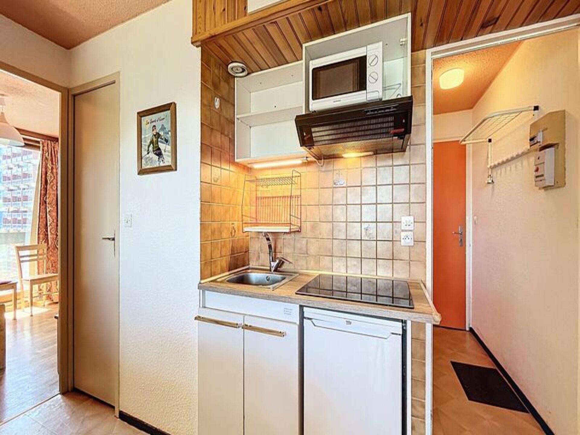 Knus appartement met balkon en uitzicht op de vallei, vlakbij de piste - foto 13