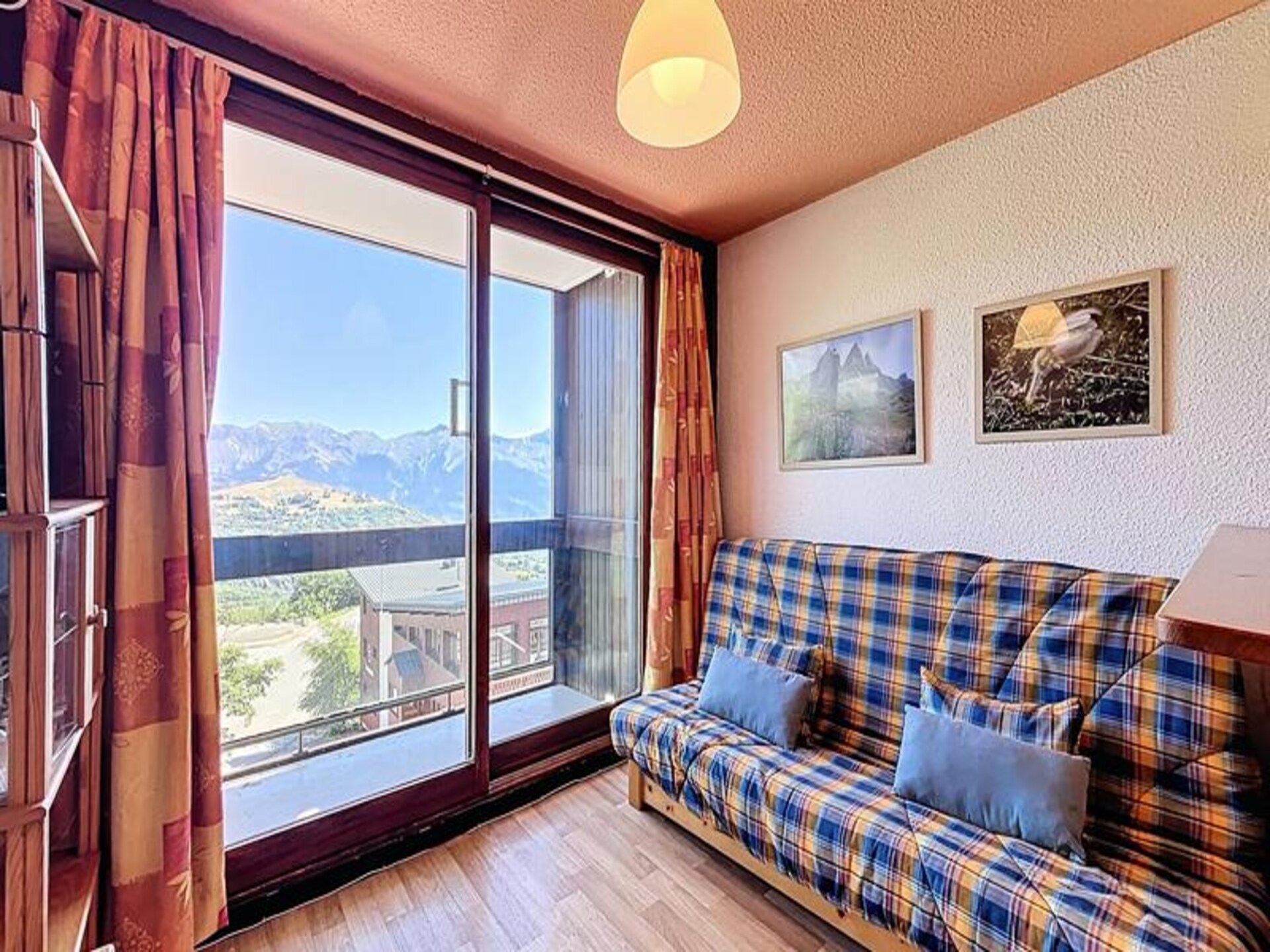 Knus appartement met balkon en uitzicht op de vallei, vlakbij de piste - foto 15