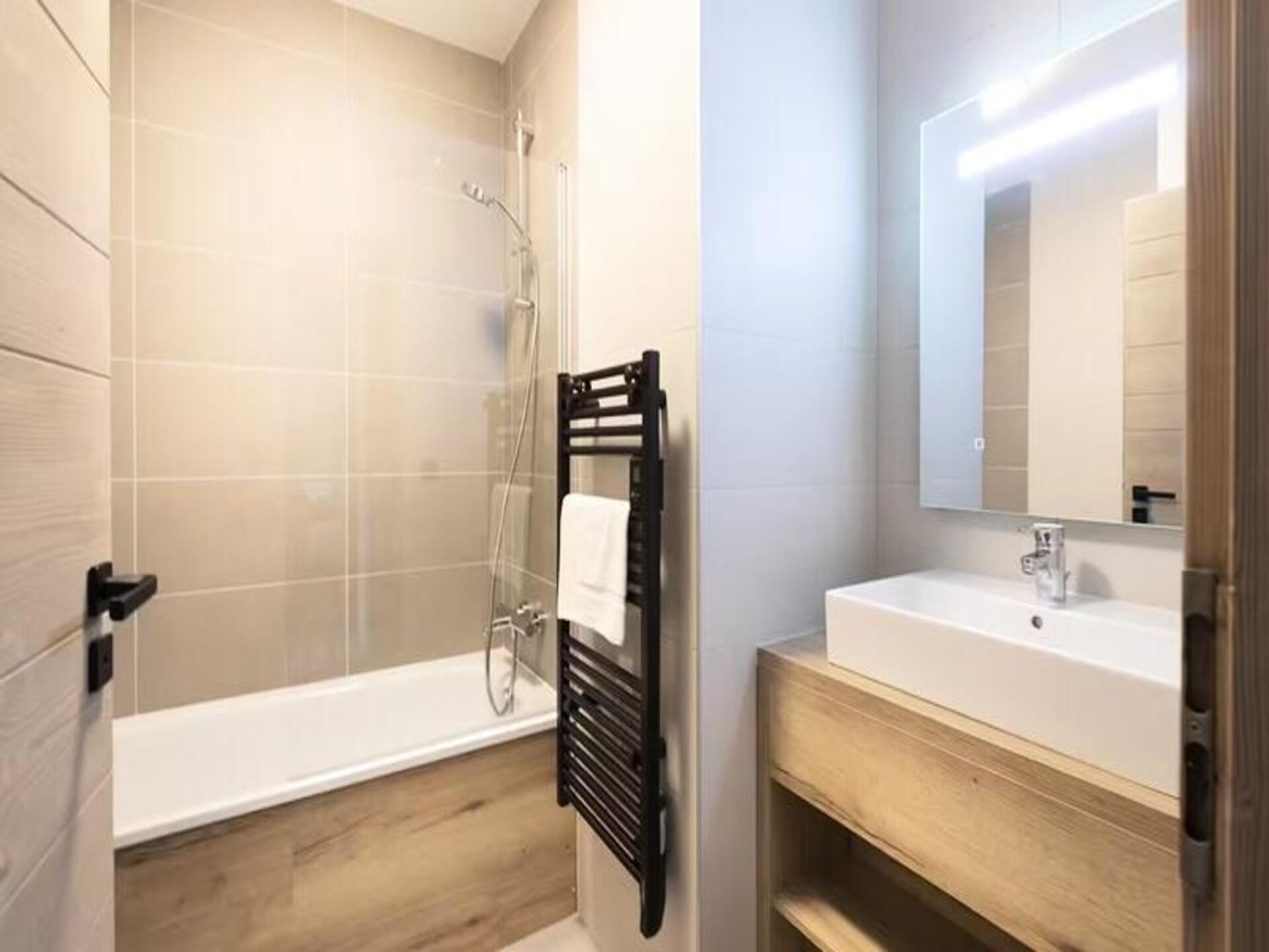 Ruim 8-persoons appartement in Samoëns, 500m van de skilift - foto 23