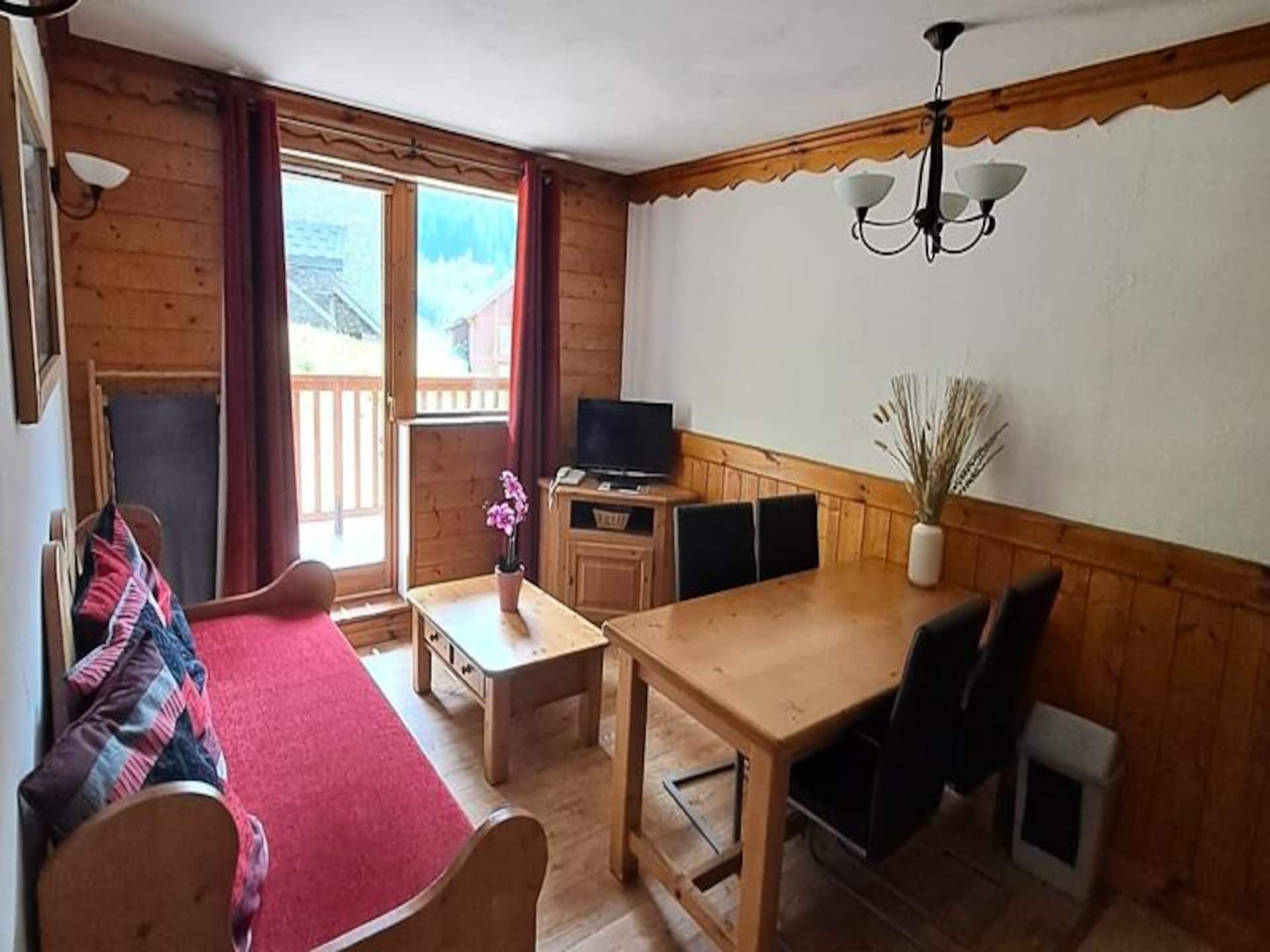 Authentiek chalet-appartement op 1350m met zwembad, direct aan de piste in Oz - foto 15