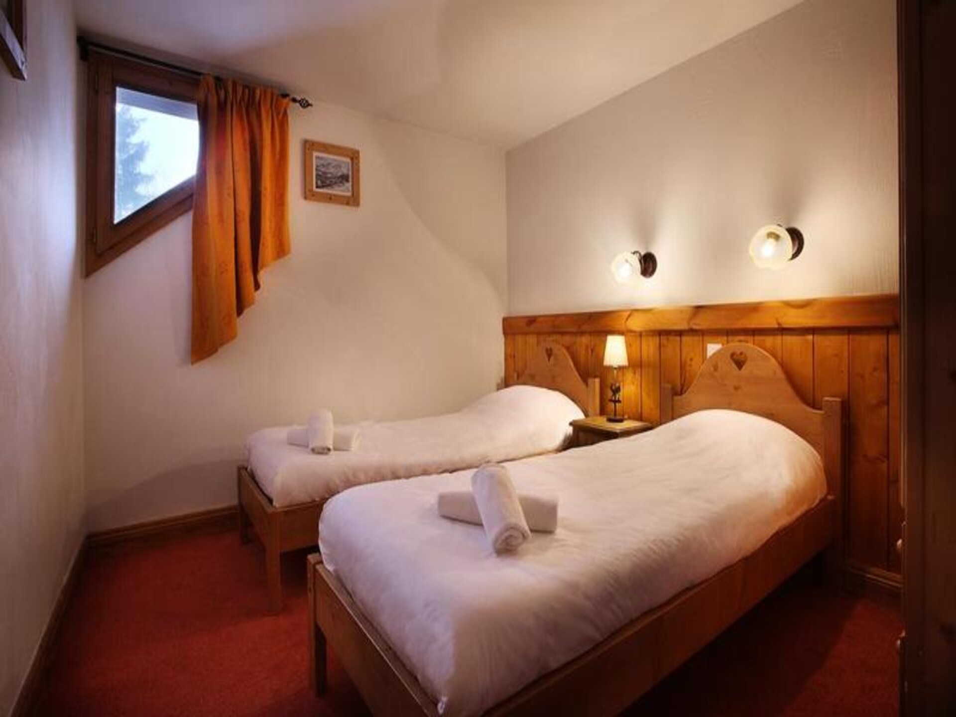 Authentiek chalet-appartement op 1350m met zwembad, direct aan de piste in Oz - foto 18