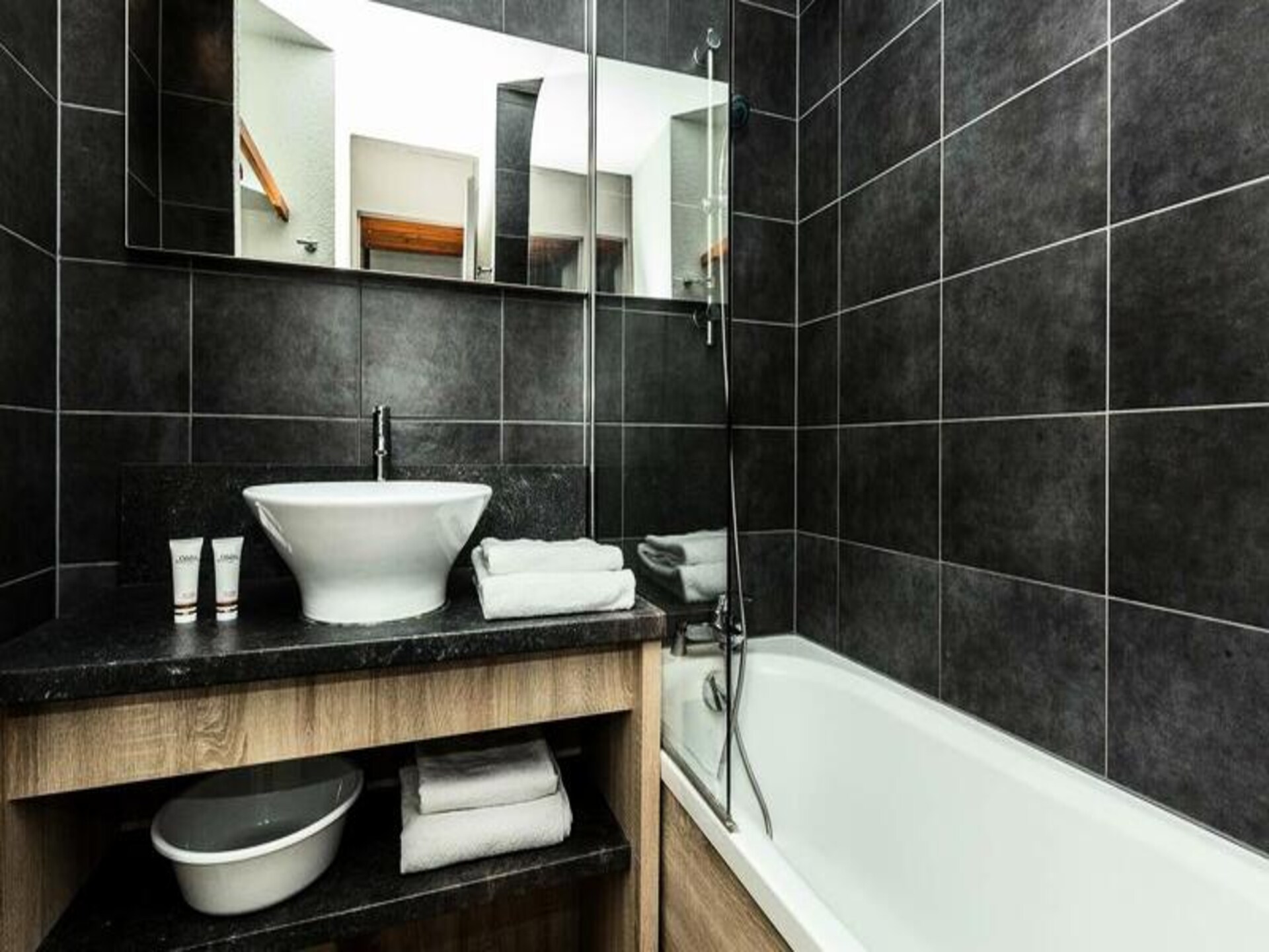 Duplex voor 9 personen in Méribel Mottaret, direct aan de piste van Les Trois Vallées - foto 12