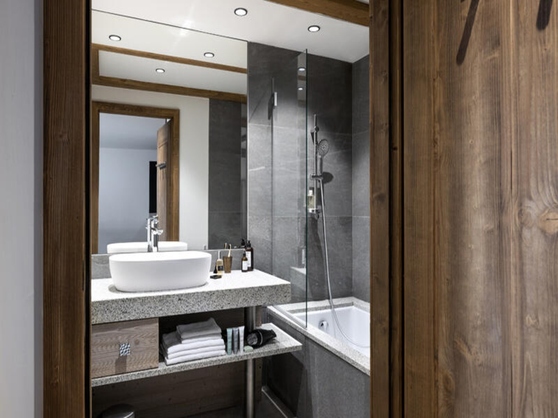 Ruim 10-persoons appartement in Les Contamines-Montjoie met zwembad - foto 26