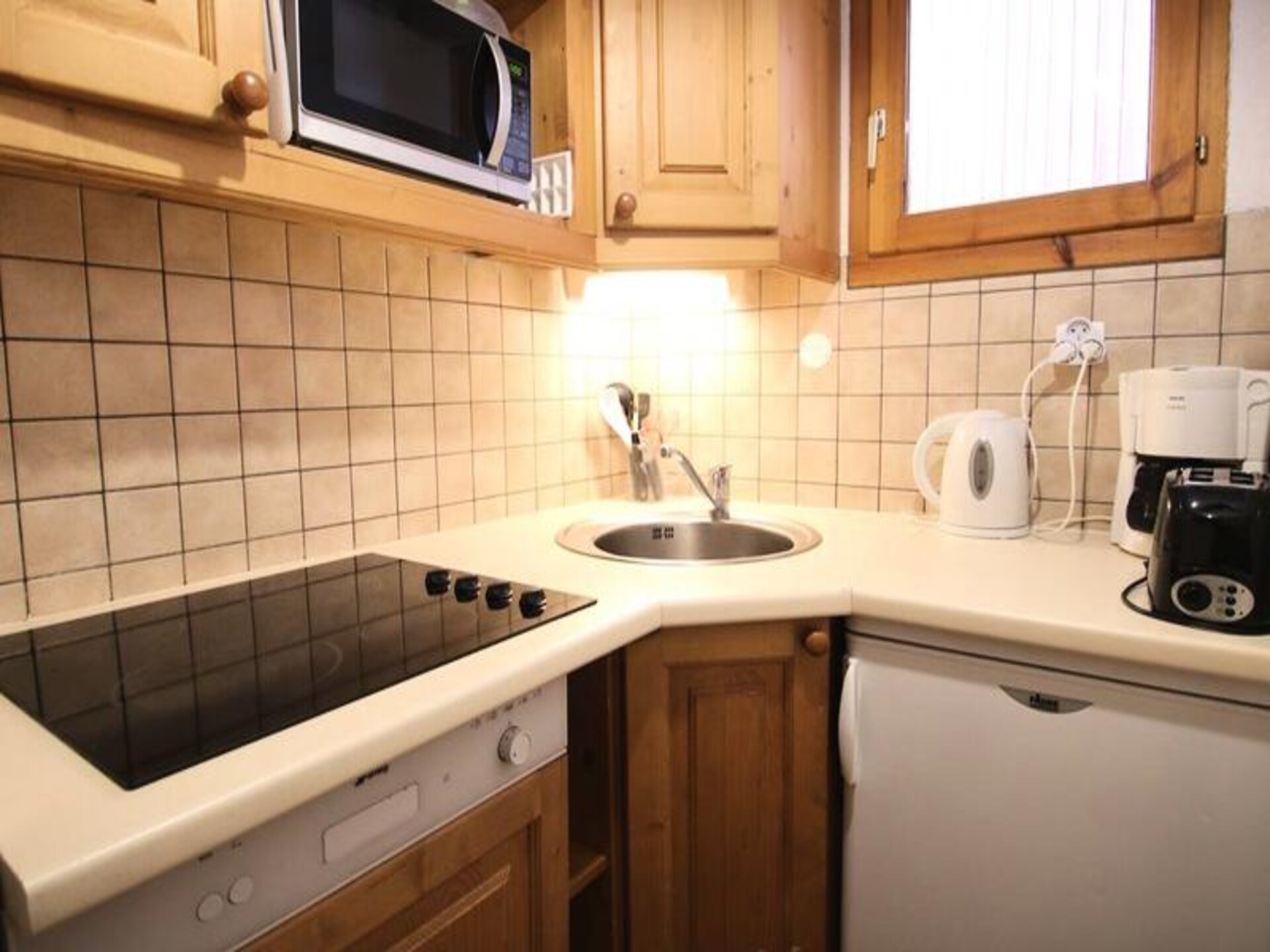 Appartement aan de piste in Puy Saint Vincent met balkon en zwembad - foto 3