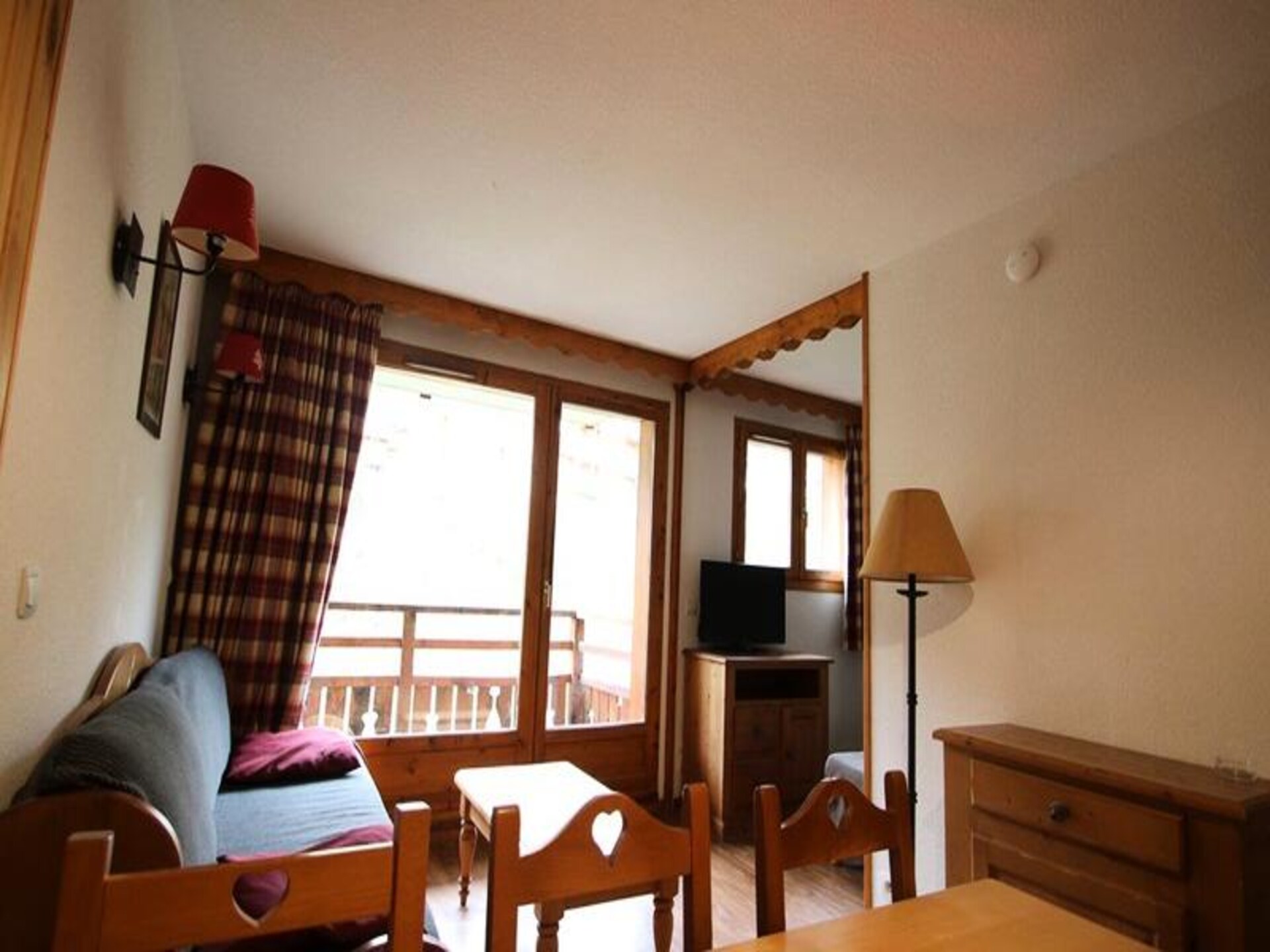 Appartement aan de piste in Puy Saint Vincent met balkon en zwembad - foto 4