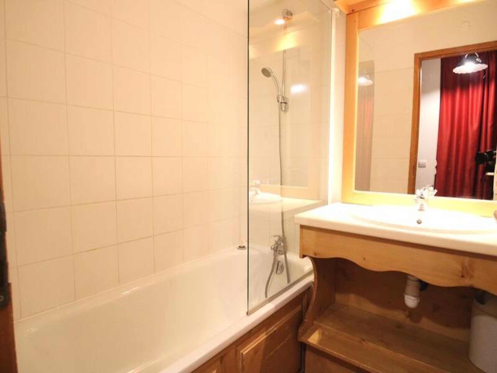 Appartement aan de piste in Puy Saint Vincent met balkon en zwembad - foto 7
