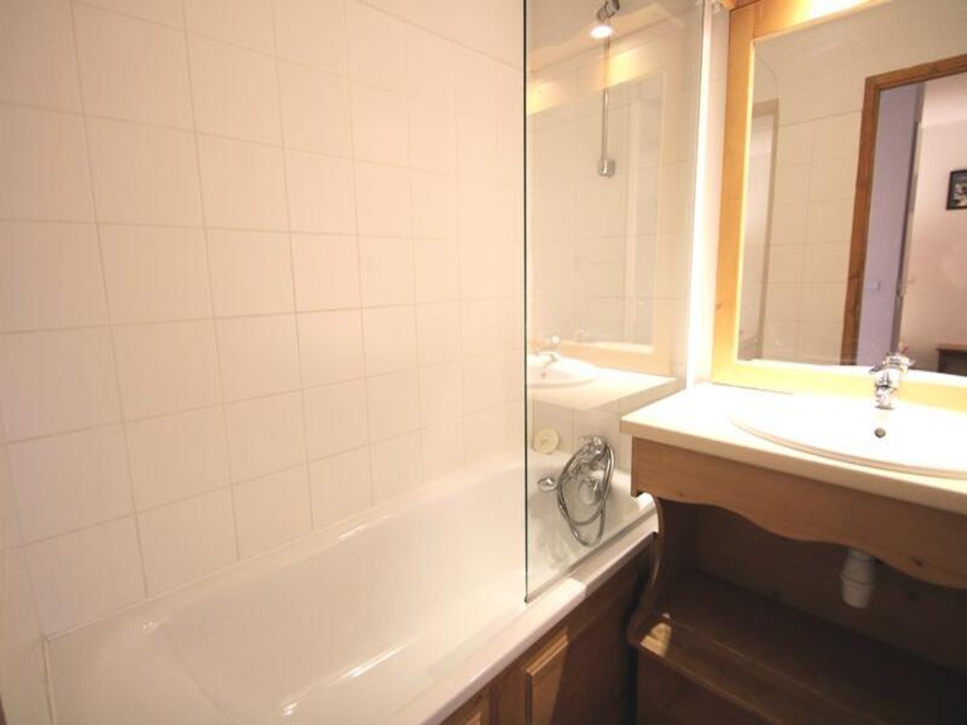 Appartement 6 pers. aan de piste in Puy Saint Vincent met zwembad - foto 11