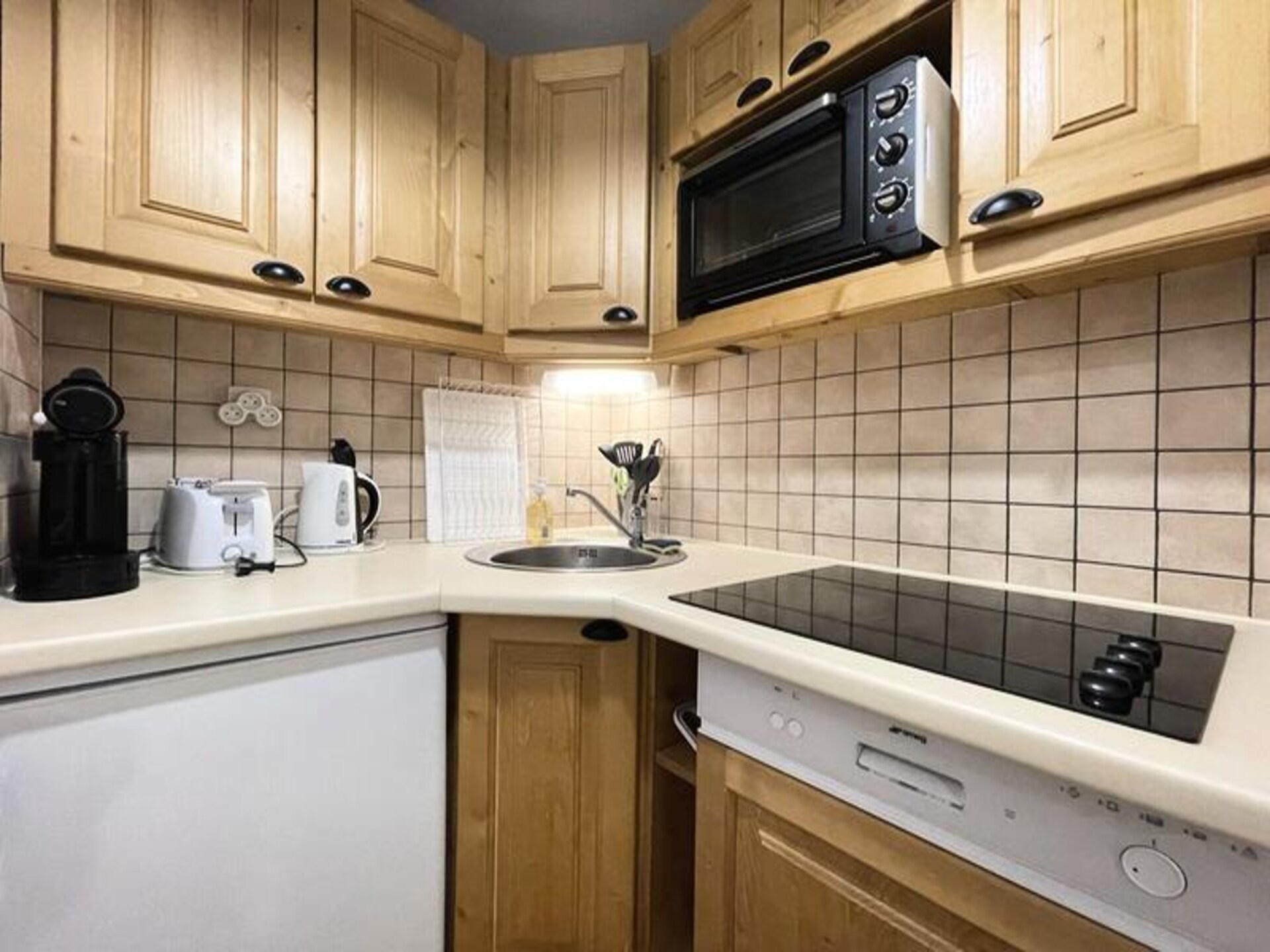 Licht appartement op de piste in Puy Saint Vincent 1800 voor 6 personen - foto 8