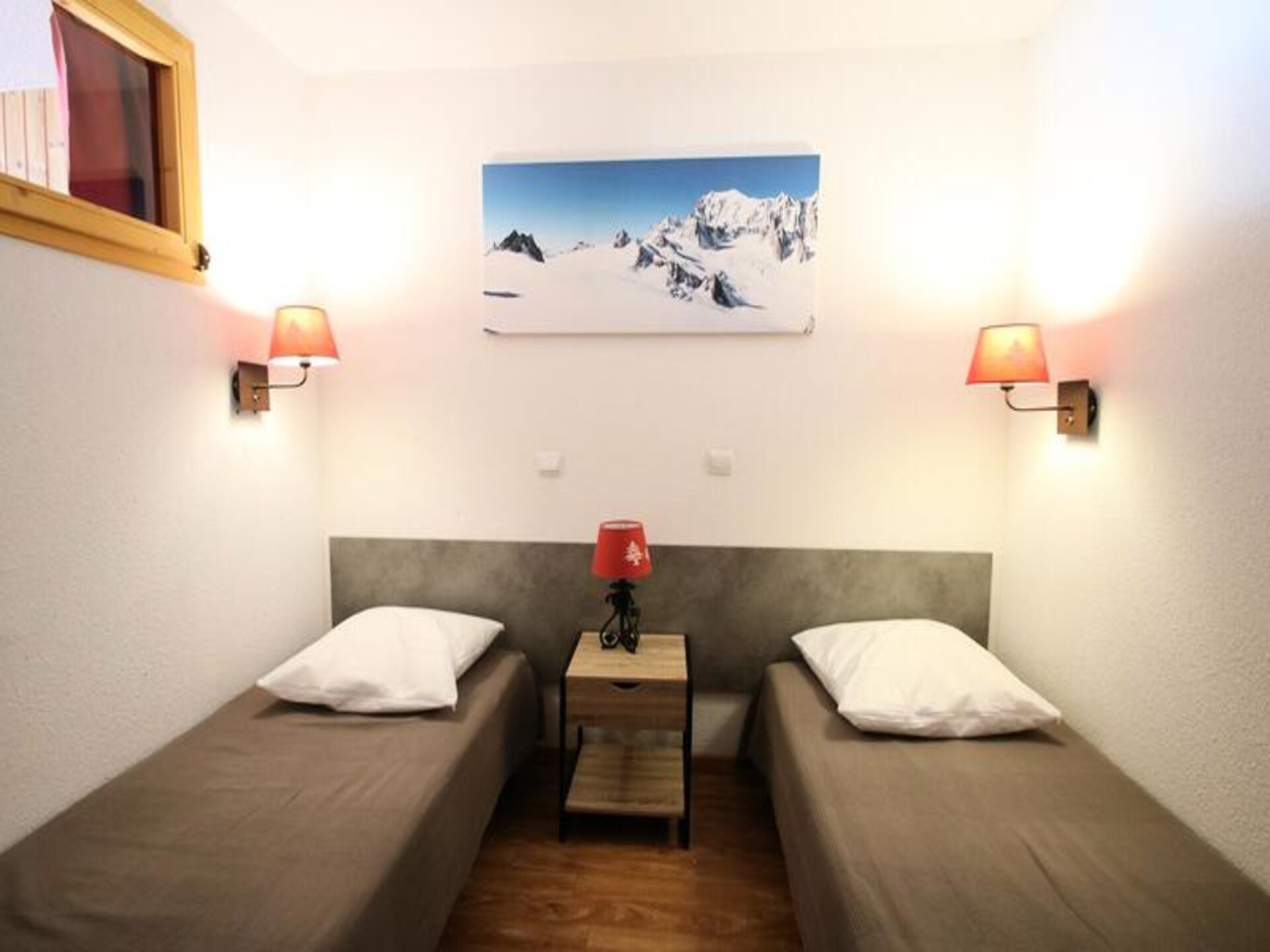 Appartement op 1800m in Puy Saint Vincent met balkon en zwembad - foto 7
