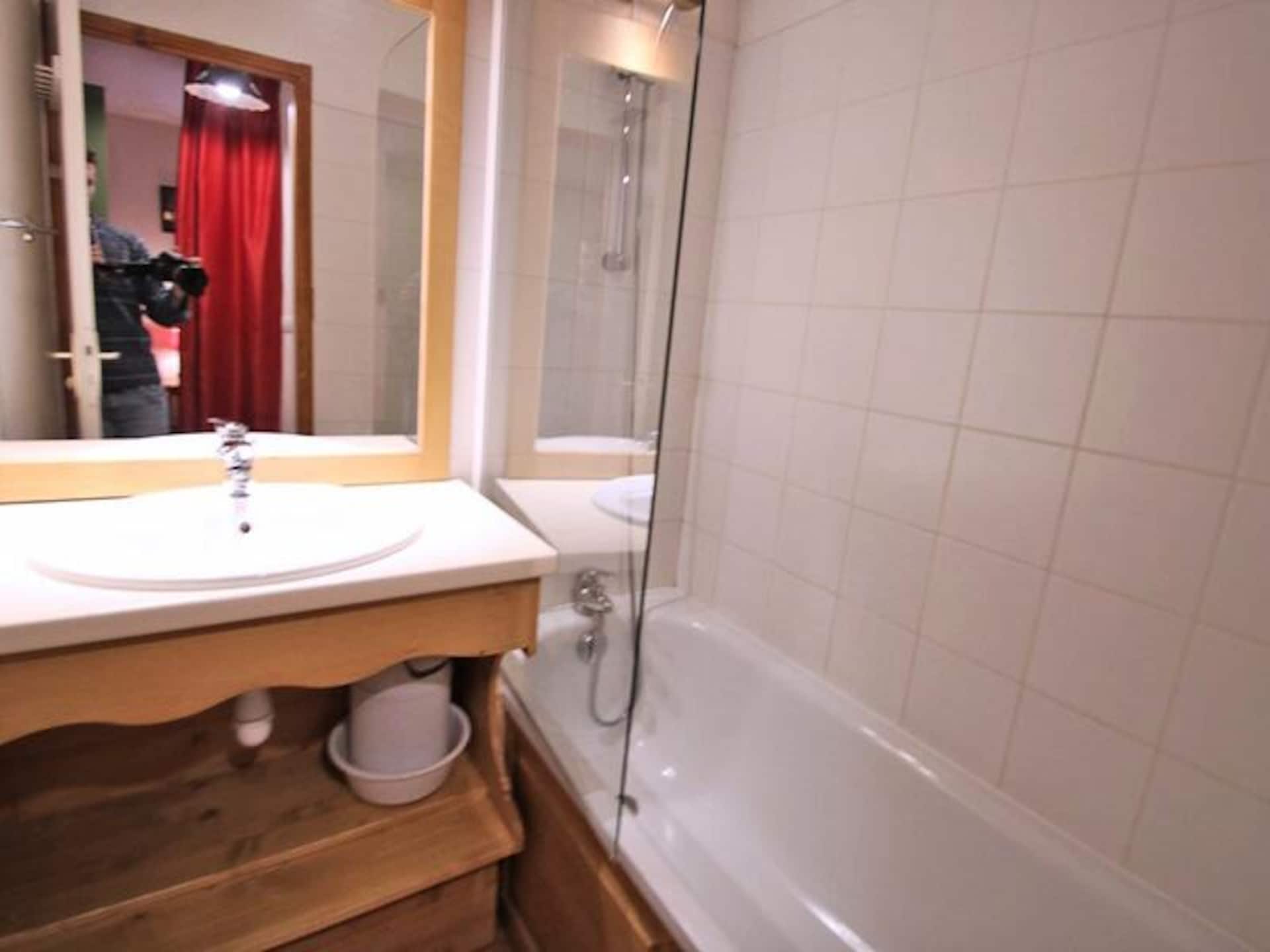Appartement op 1800m in Puy Saint Vincent met balkon en zwembad - foto 8