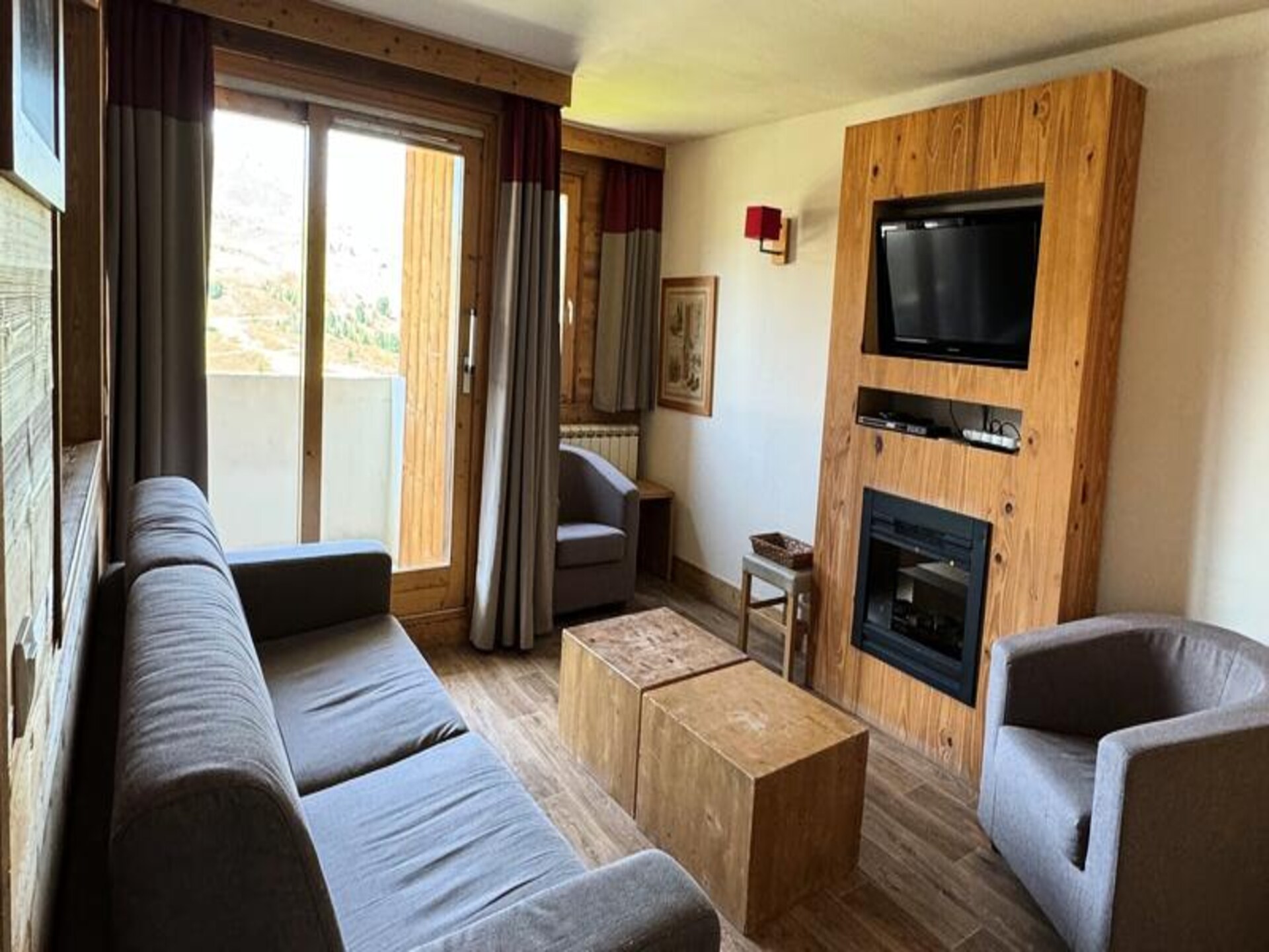 Ruim 10-persoons appartement met zwembad en sauna direct aan de piste in Belle Plagne - foto 6