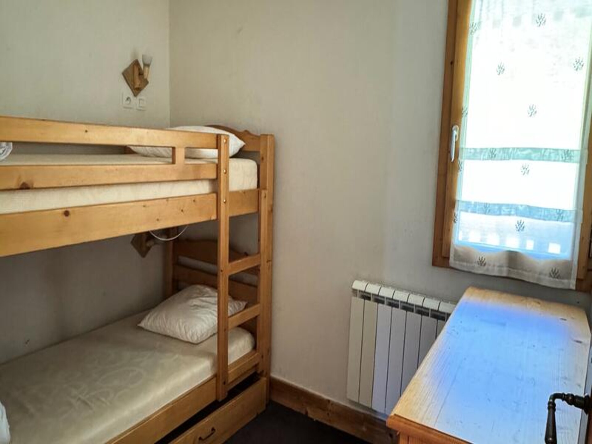 Ruim 10-persoons appartement met zwembad en sauna direct aan de piste in Belle Plagne - foto 13