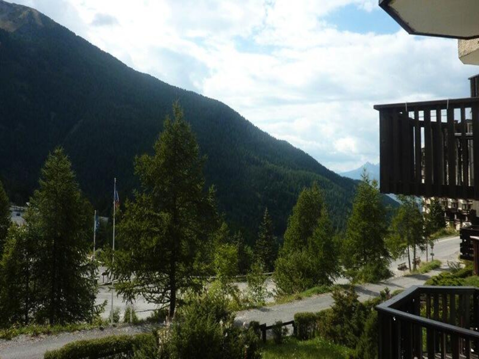 Studio aan de piste in Les Orres met balkon en uitzicht op de ijsbaan - foto 9