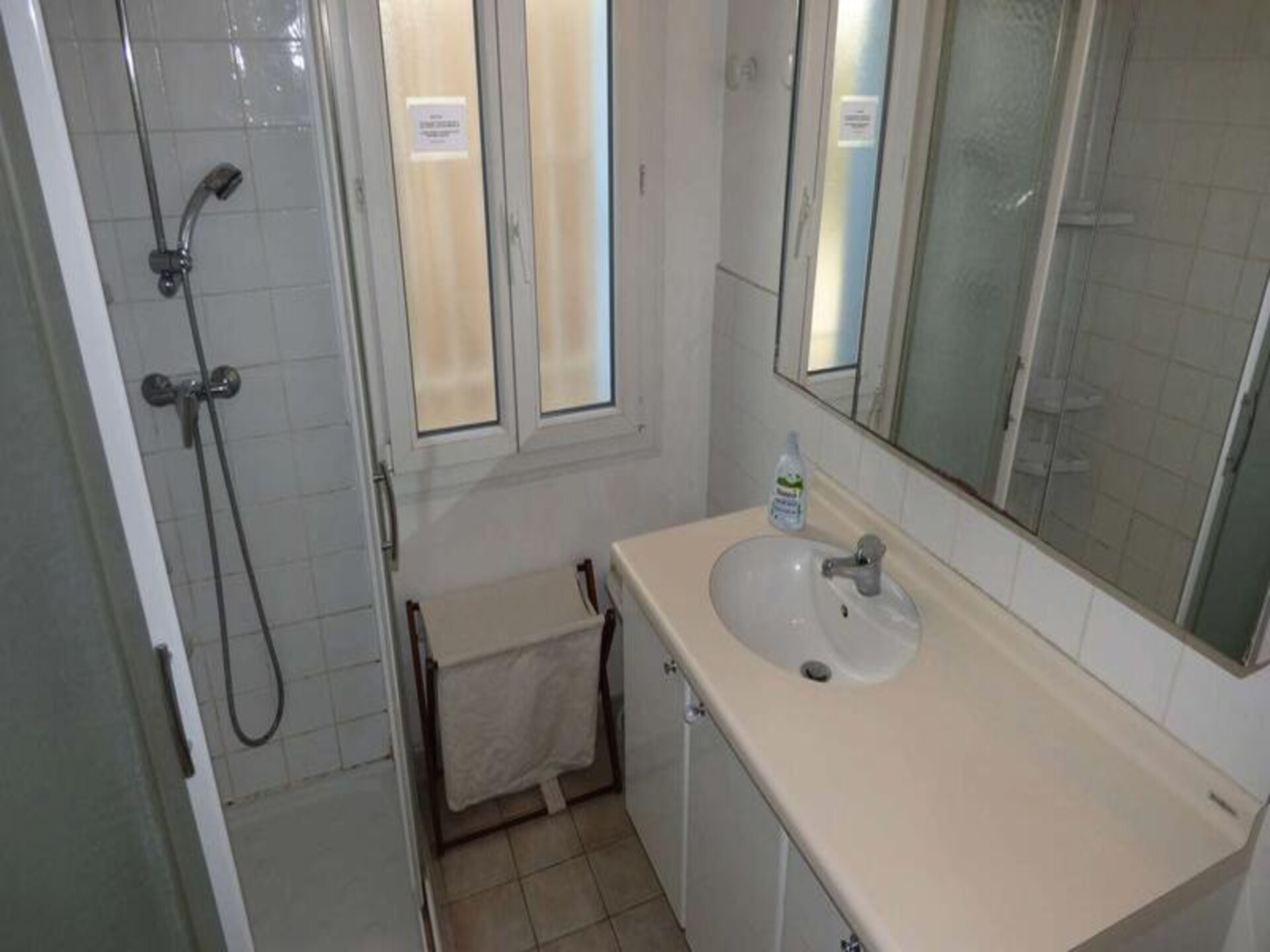 Appartement met omheinde tuin op loopafstand van haven en strand in Sanary-sur-Mer - foto 8