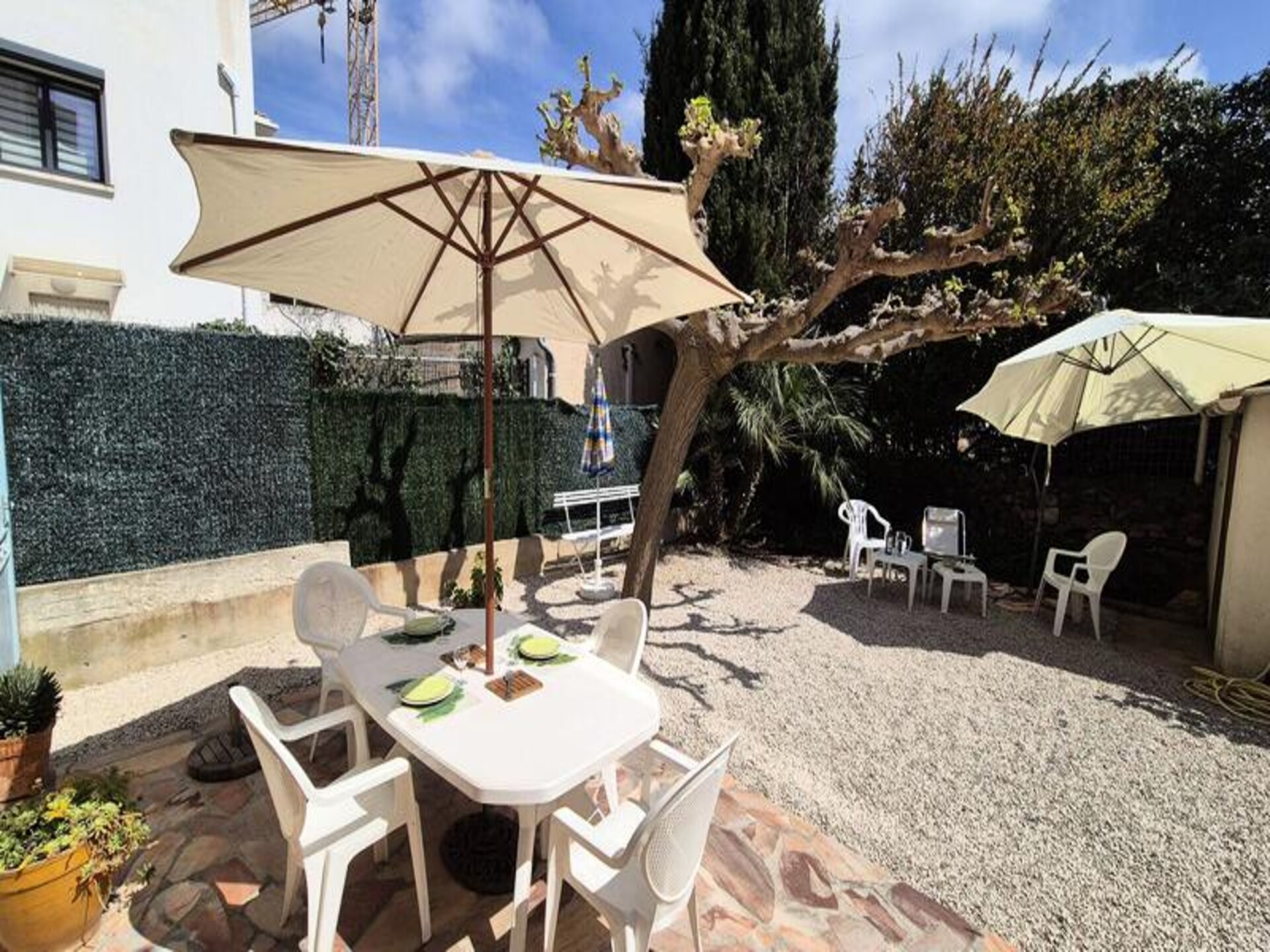 Appartement met omheinde tuin op loopafstand van haven en strand in Sanary-sur-Mer - foto 9