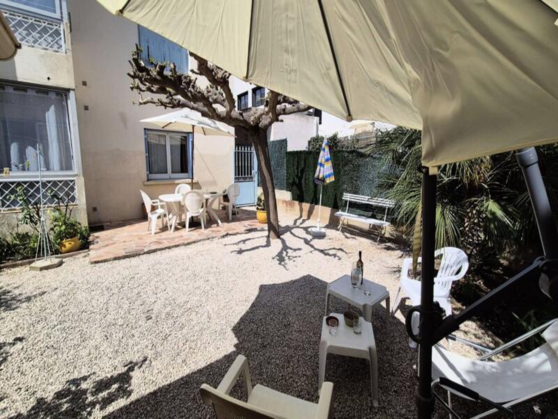 Appartement met omheinde tuin op loopafstand van haven en strand in Sanary-sur-Mer - foto 10