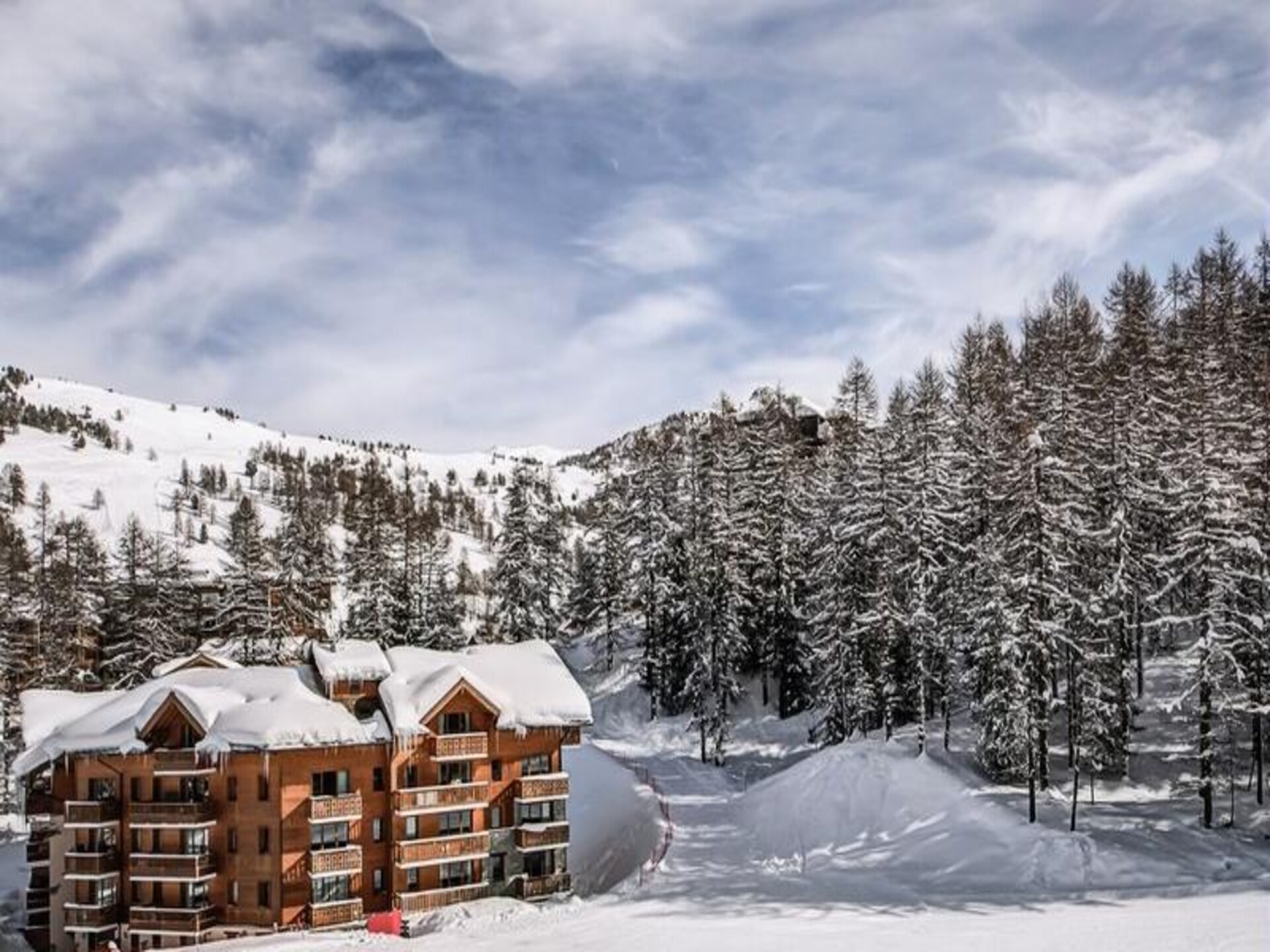 Appartement in Vars met ski-in/ski-out, zwembad en balkon voor 4 personen - foto 2