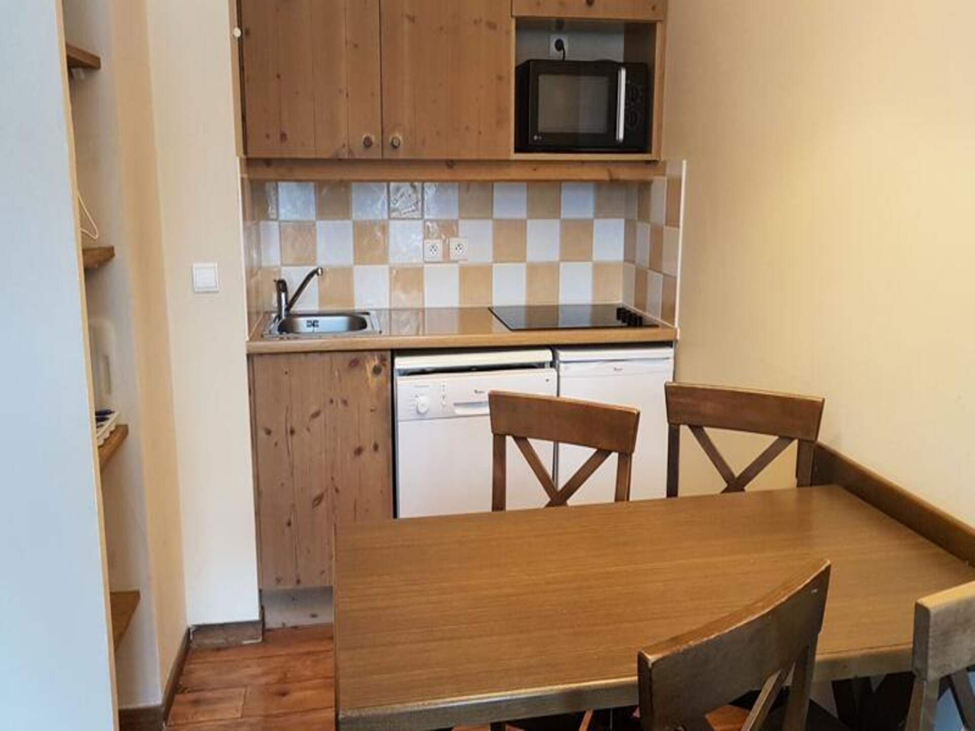 Appartement in Vars met ski-in/ski-out, zwembad en balkon voor 4 personen - foto 9
