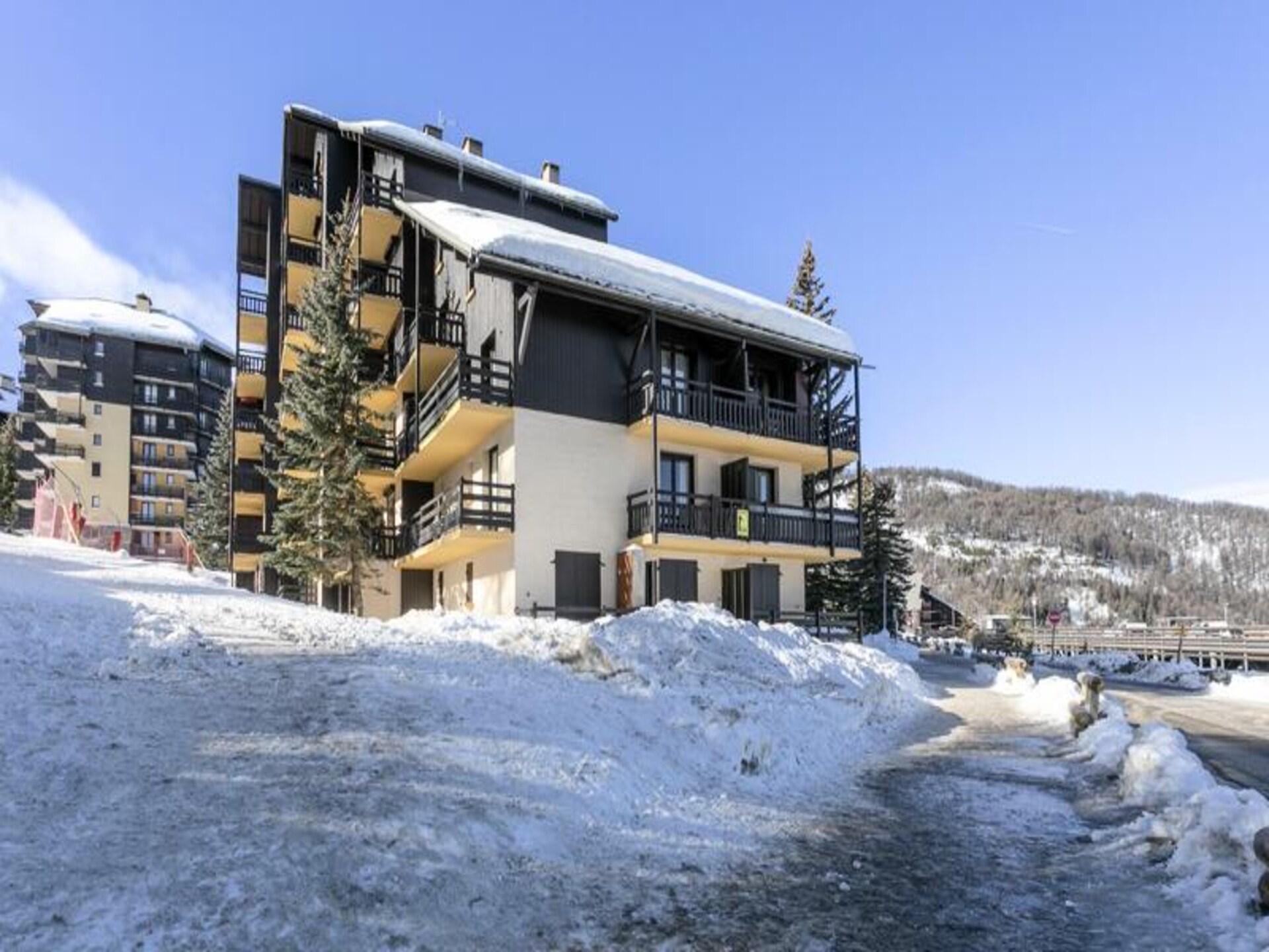 Appartement 4p met balkon op zuiden, direct aan de piste in Risoul - foto 8