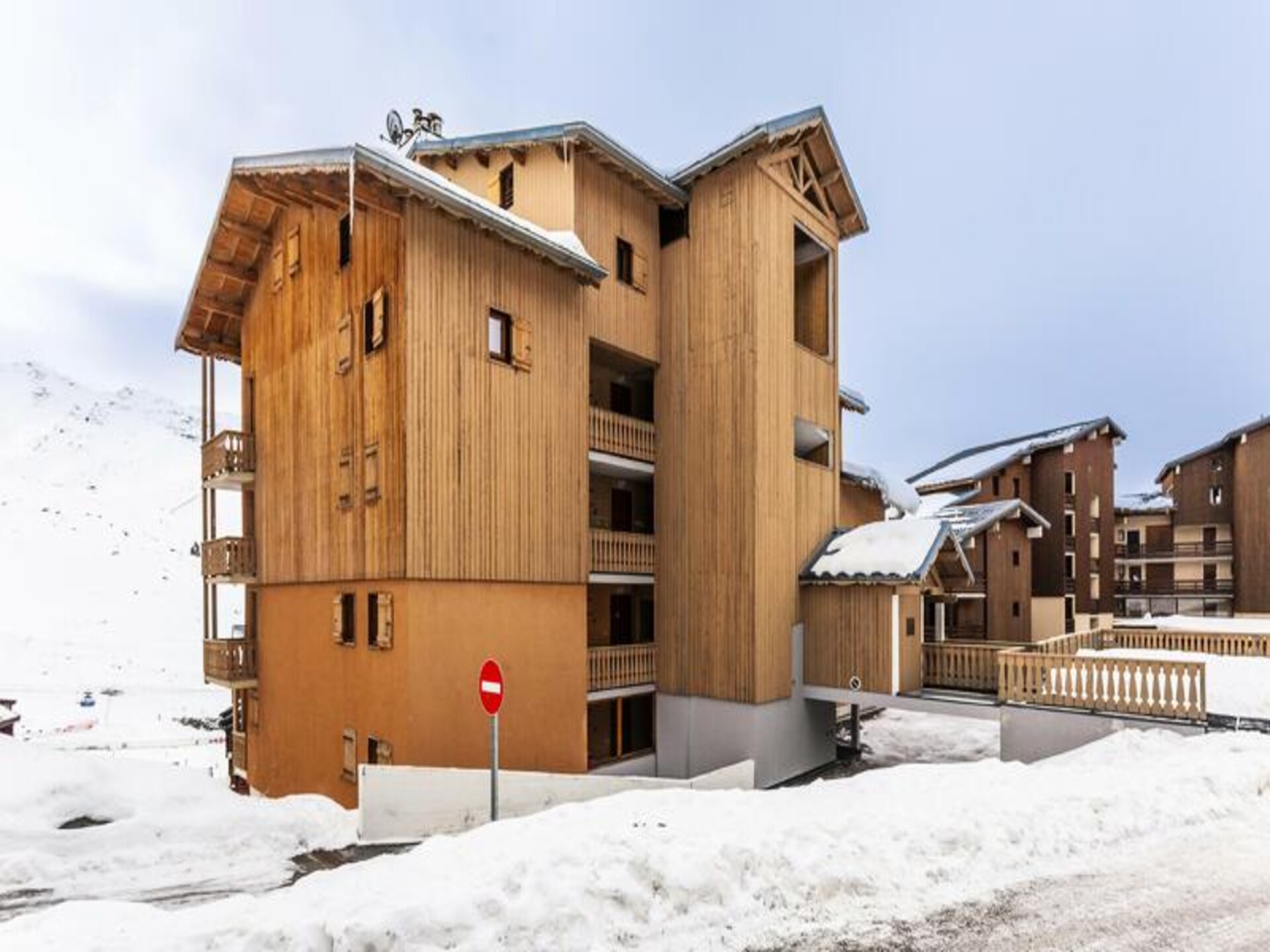 Zonovergoten appartement op 50m van de piste in Val Thorens - foto 6