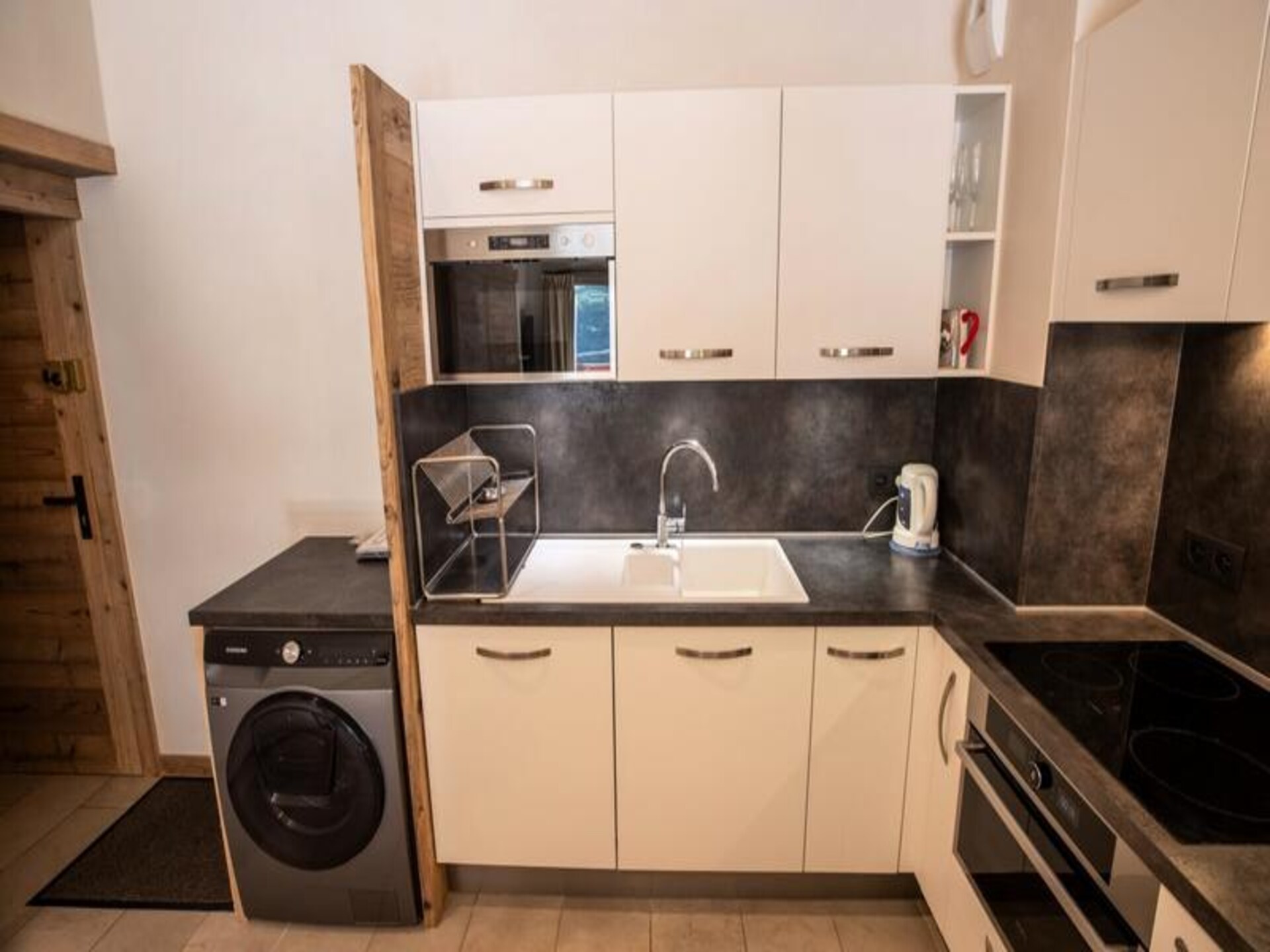 Penthouse-appartement met sauna direct aan de piste in Méribel Mottaret - foto 6