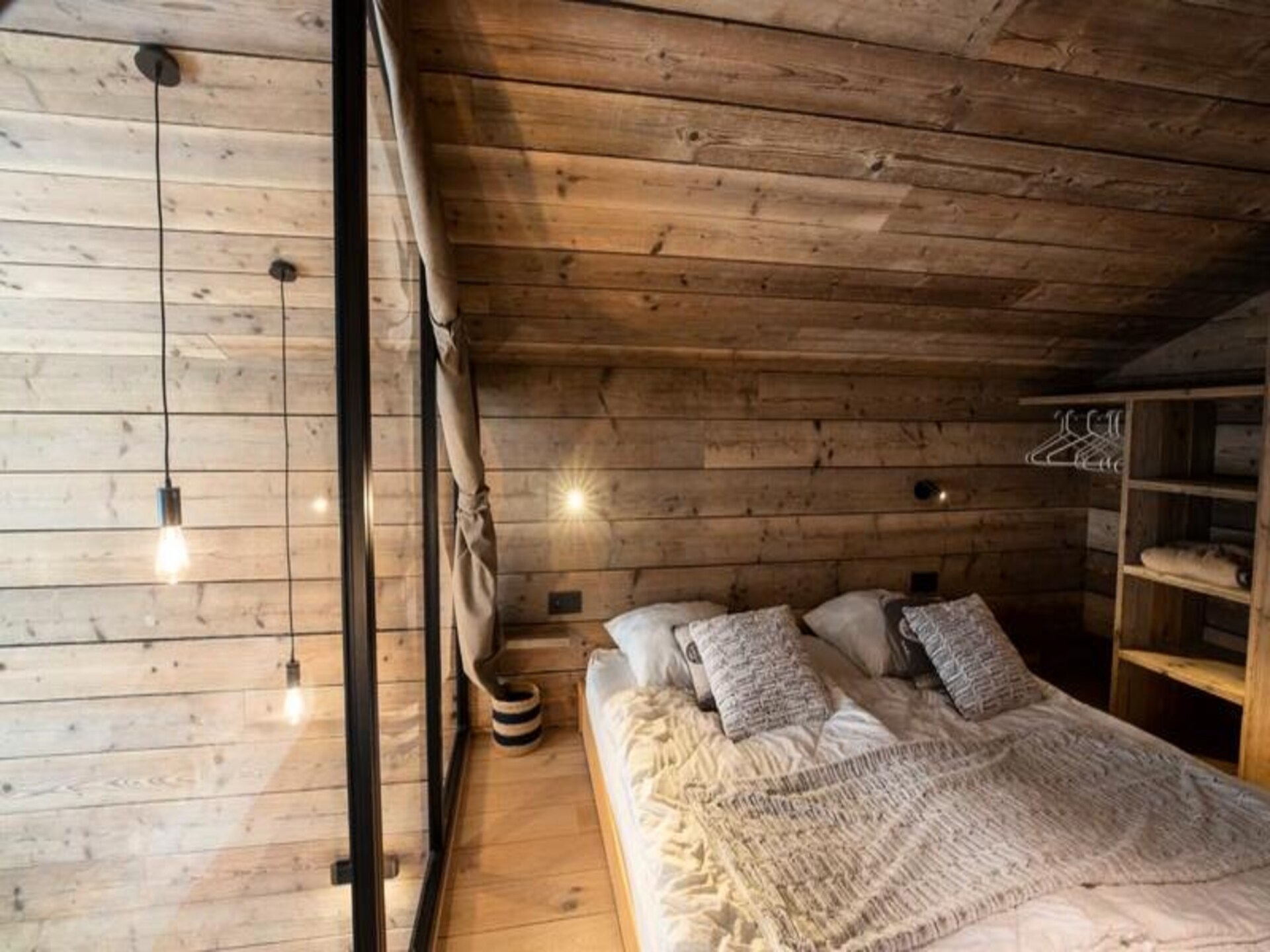 Penthouse-appartement met sauna direct aan de piste in Méribel Mottaret - foto 15