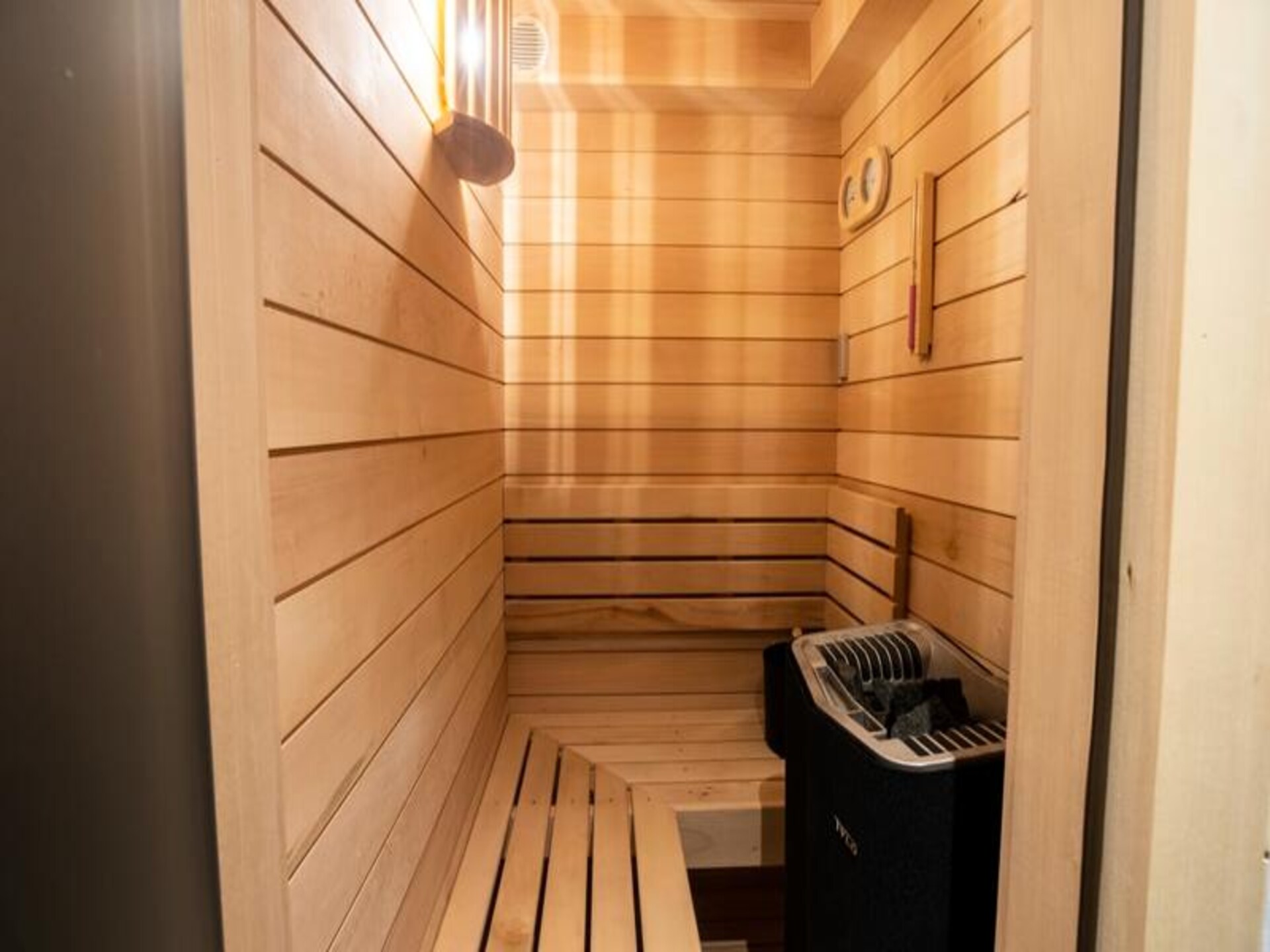 Penthouse-appartement met sauna direct aan de piste in Méribel Mottaret - foto 17
