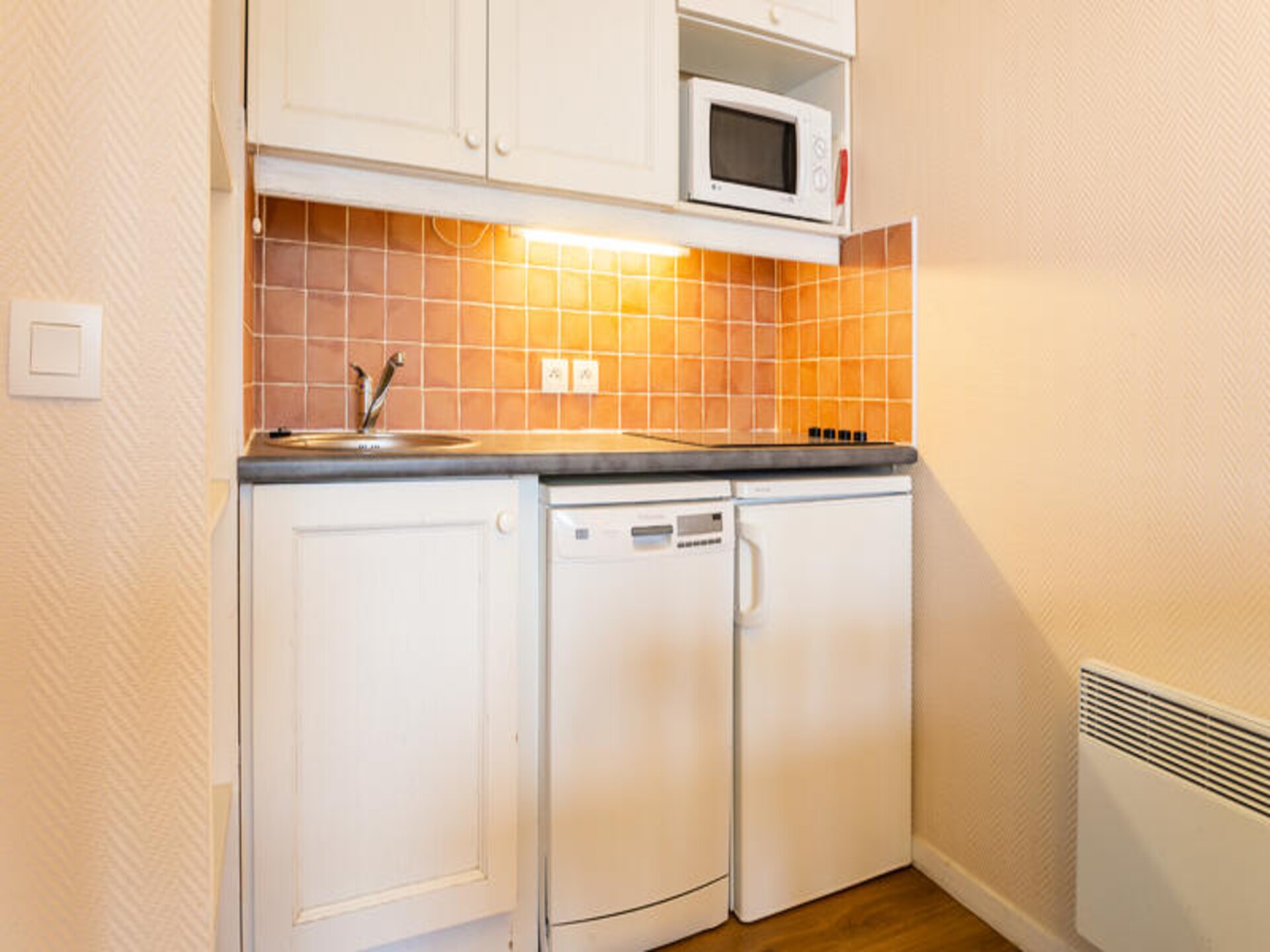 Zonnig appartement op de piste in Valmeinier 1800 met zwembad en uitzicht - foto 14