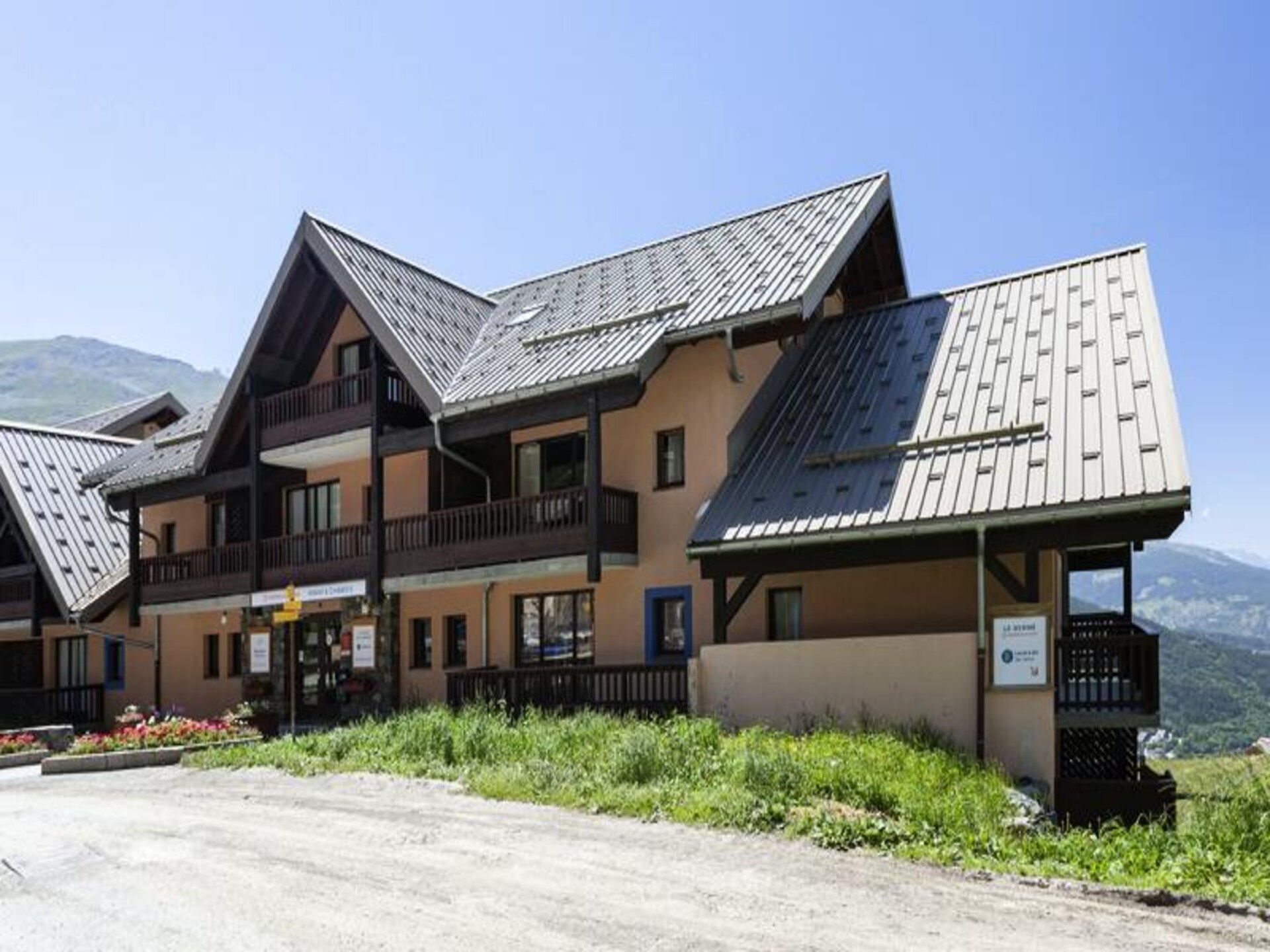 Knus appartement aan de piste in Valmeinier 1800 met zwembad en sauna - foto 19