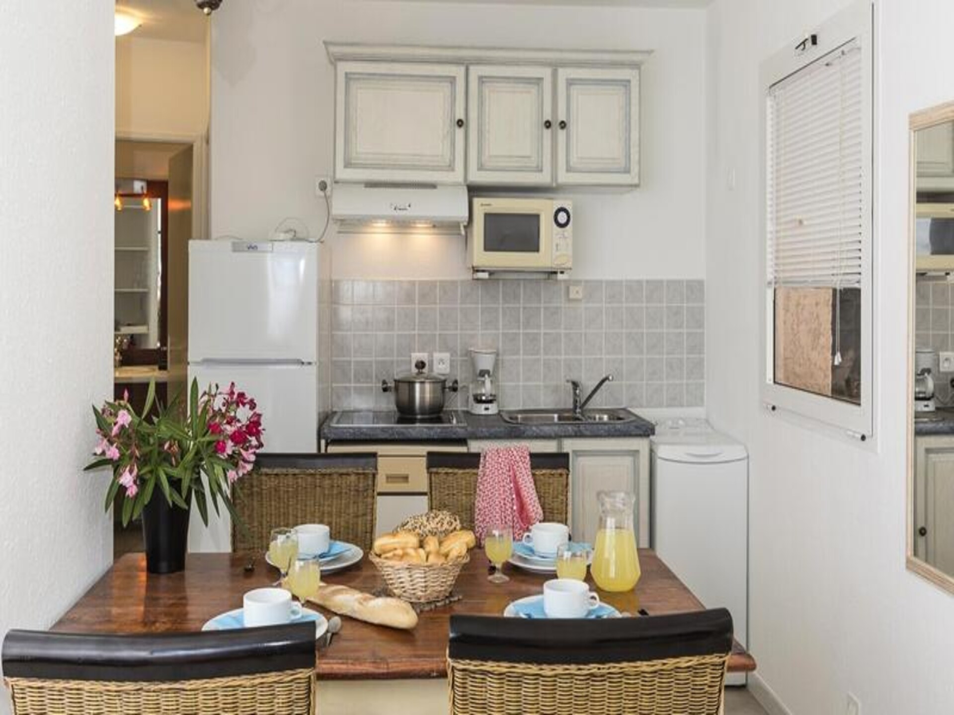 Appartement met zeezicht en zwembad bij Solenzara, 200m van strand - foto 3